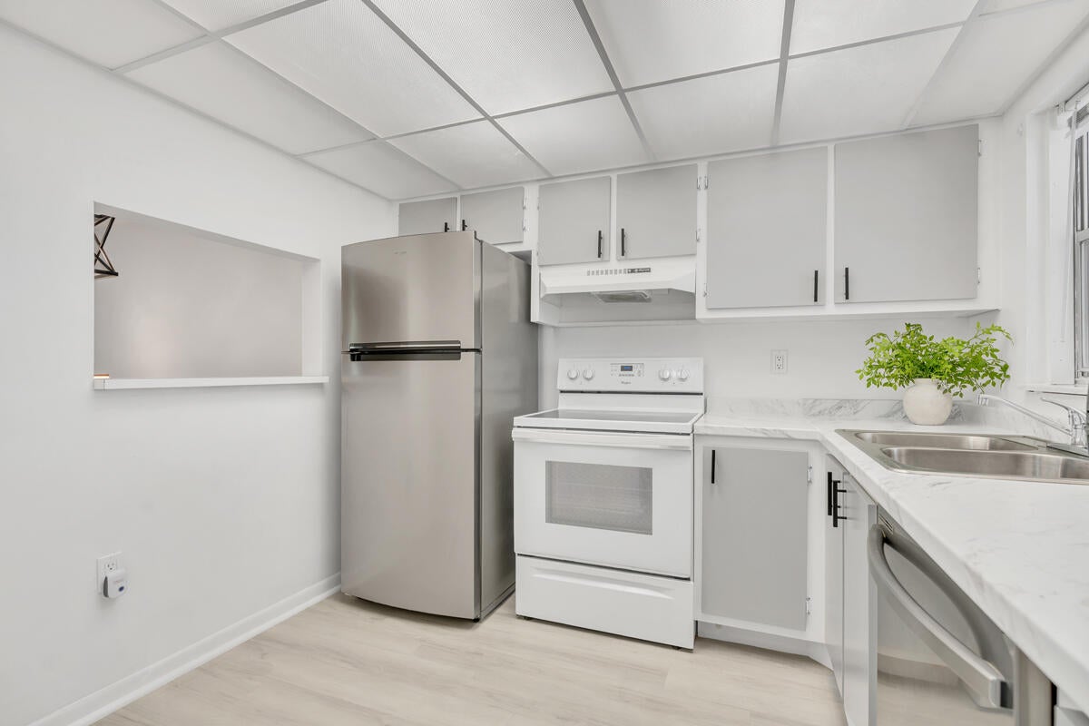 6800 Royal Palm Boulevard Unit 207F