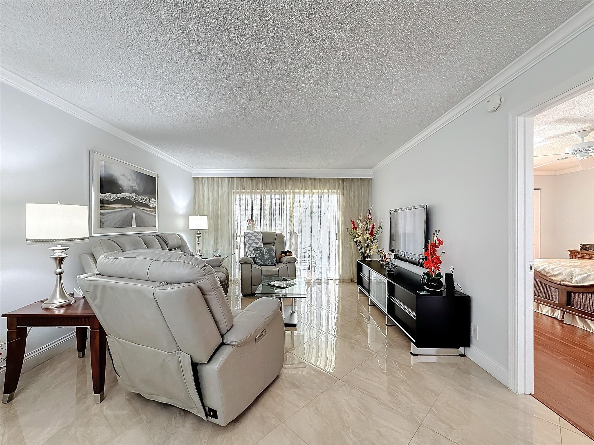 GREENS OF INVERRARY - Residential