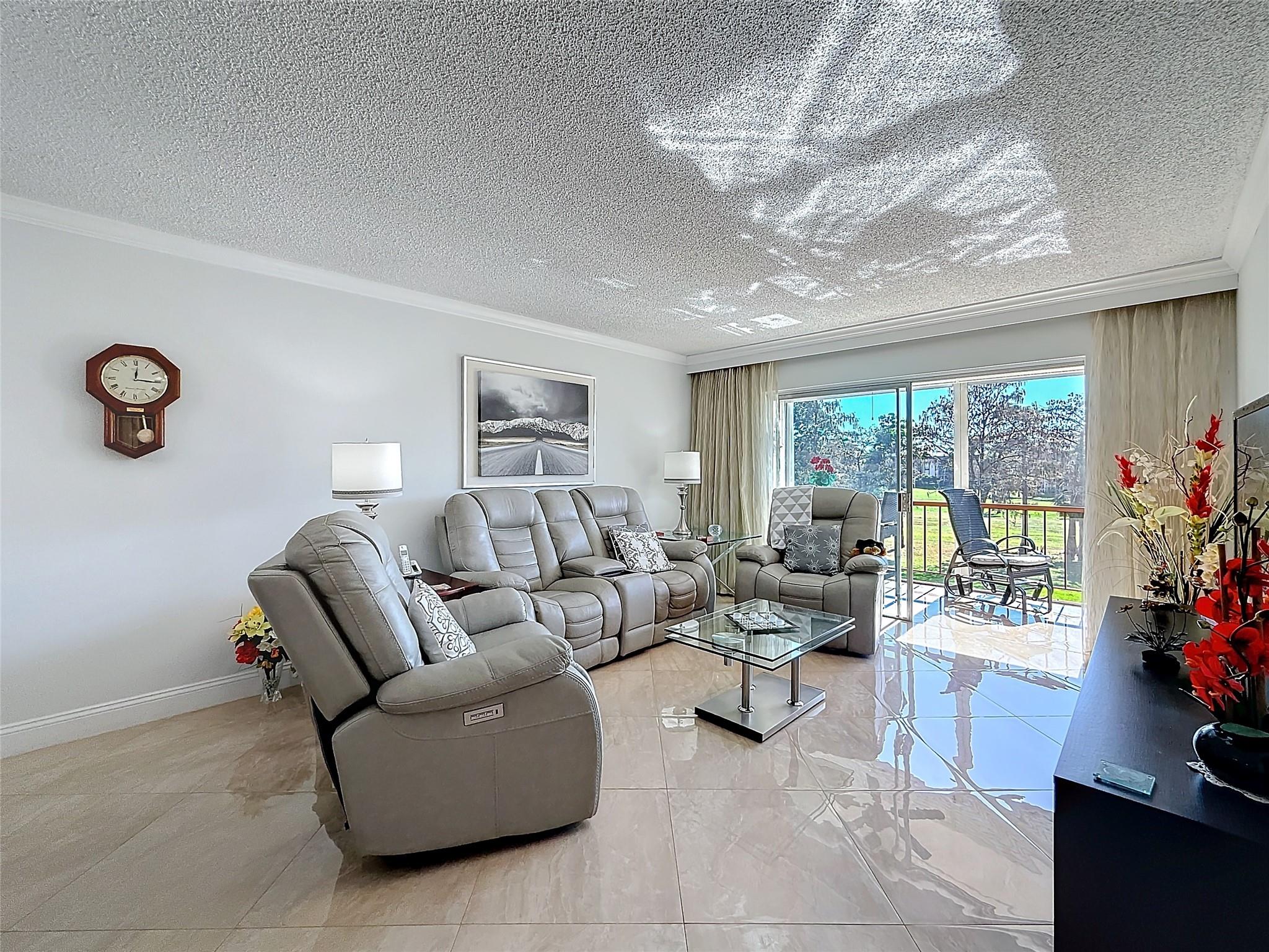 GREENS OF INVERRARY - Residential