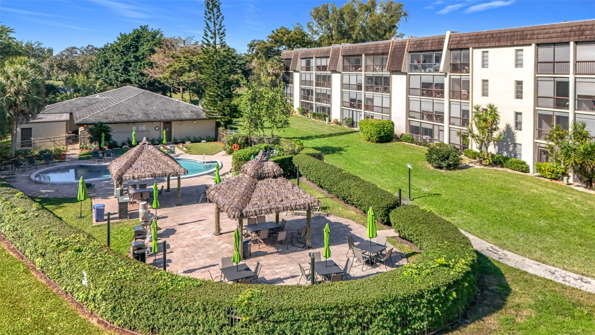 GREENS OF INVERRARY - Residential