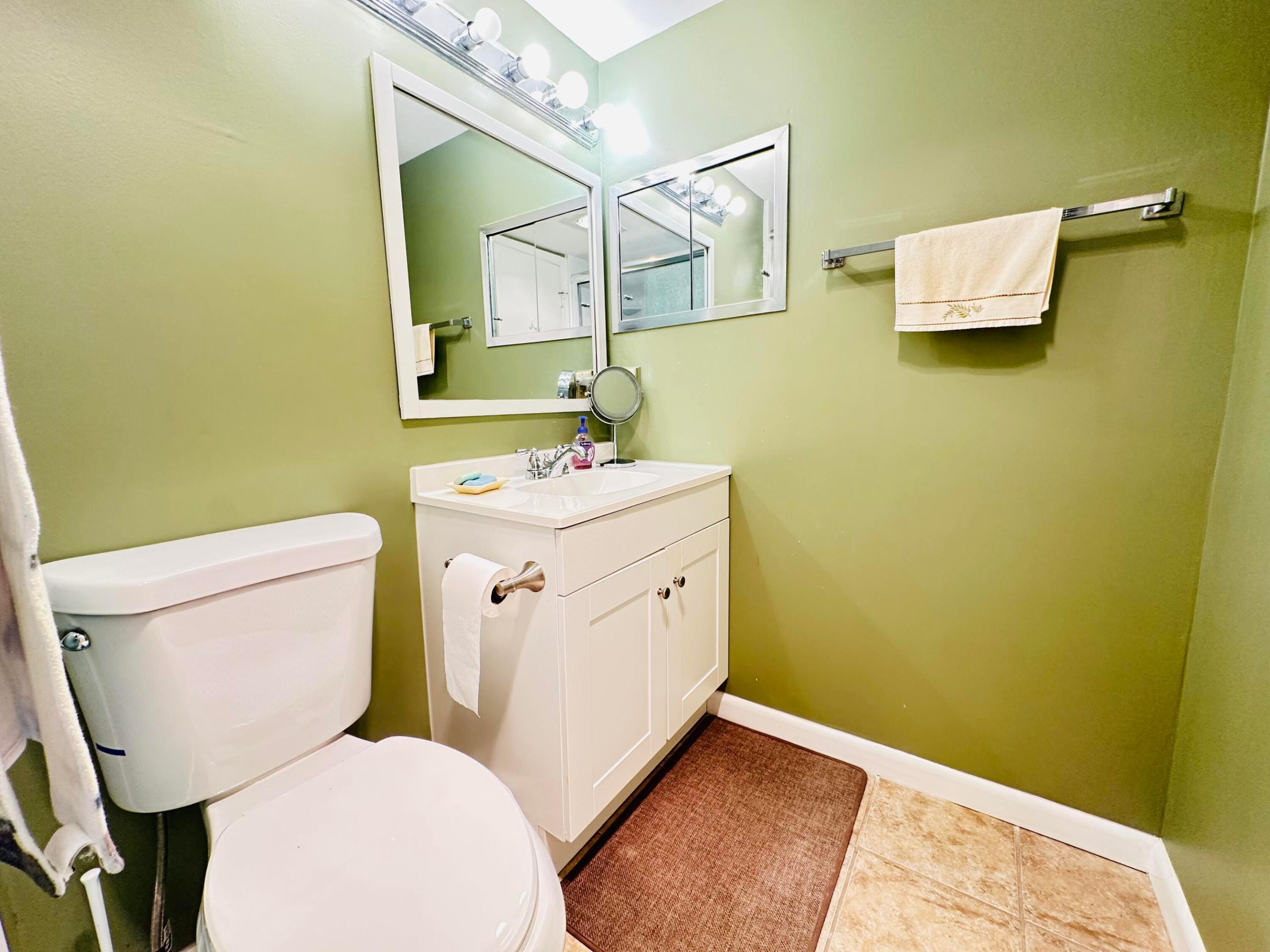 CAMBRIDGE G CONDO - Residential