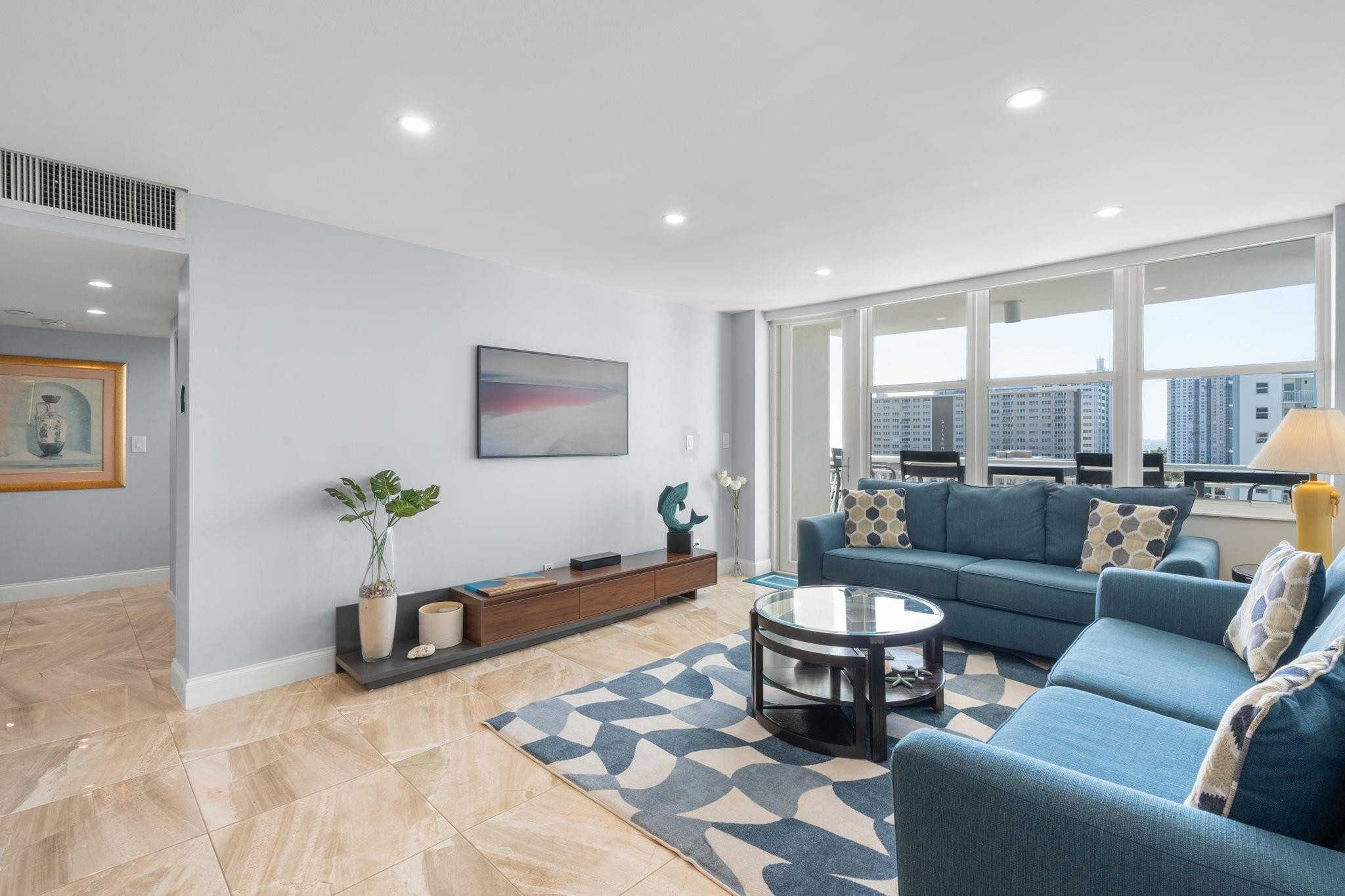 301 N Ocean Boulevard 1104