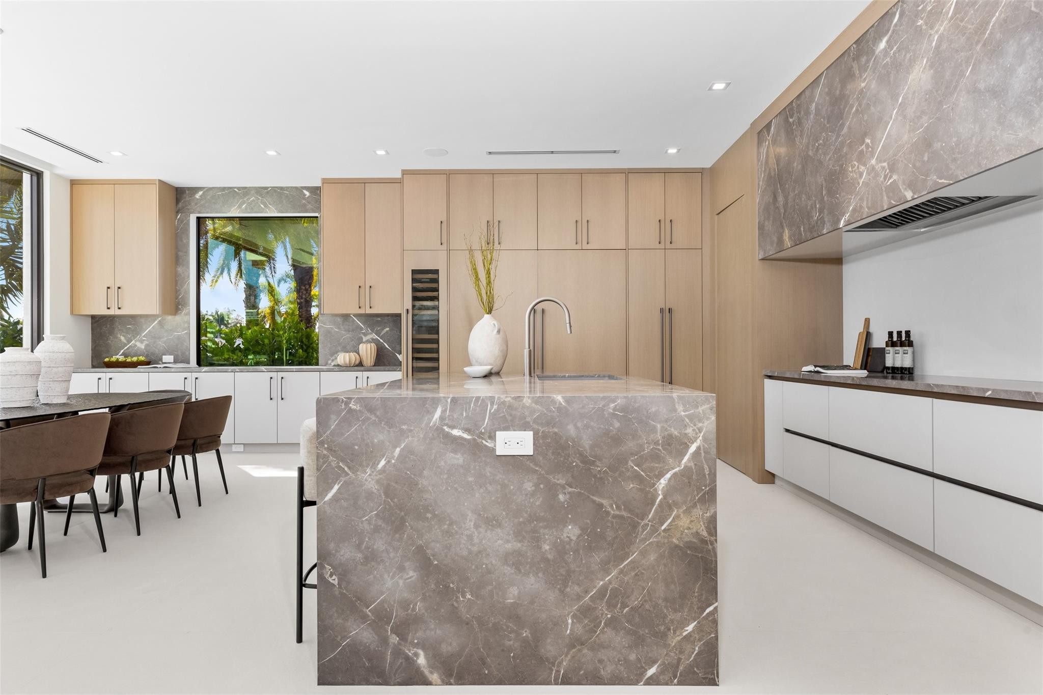 CORAL RIDGE COUNTRY CLUB - Residential