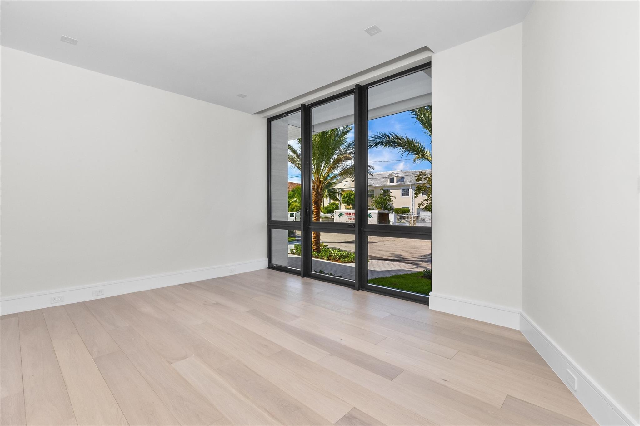 CORAL RIDGE COUNTRY CLUB - Residential