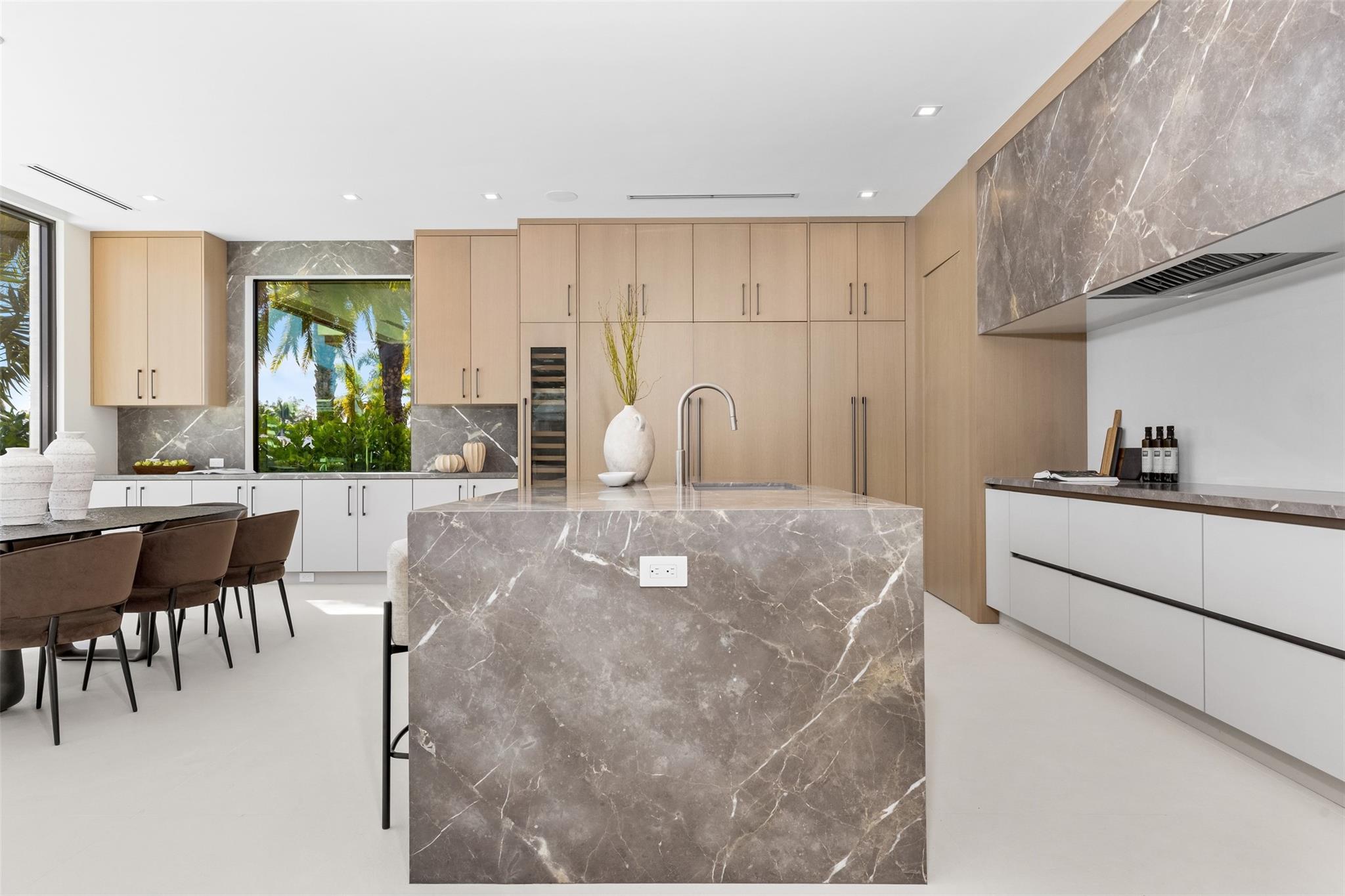 CORAL RIDGE COUNTRY CLUB - Residential