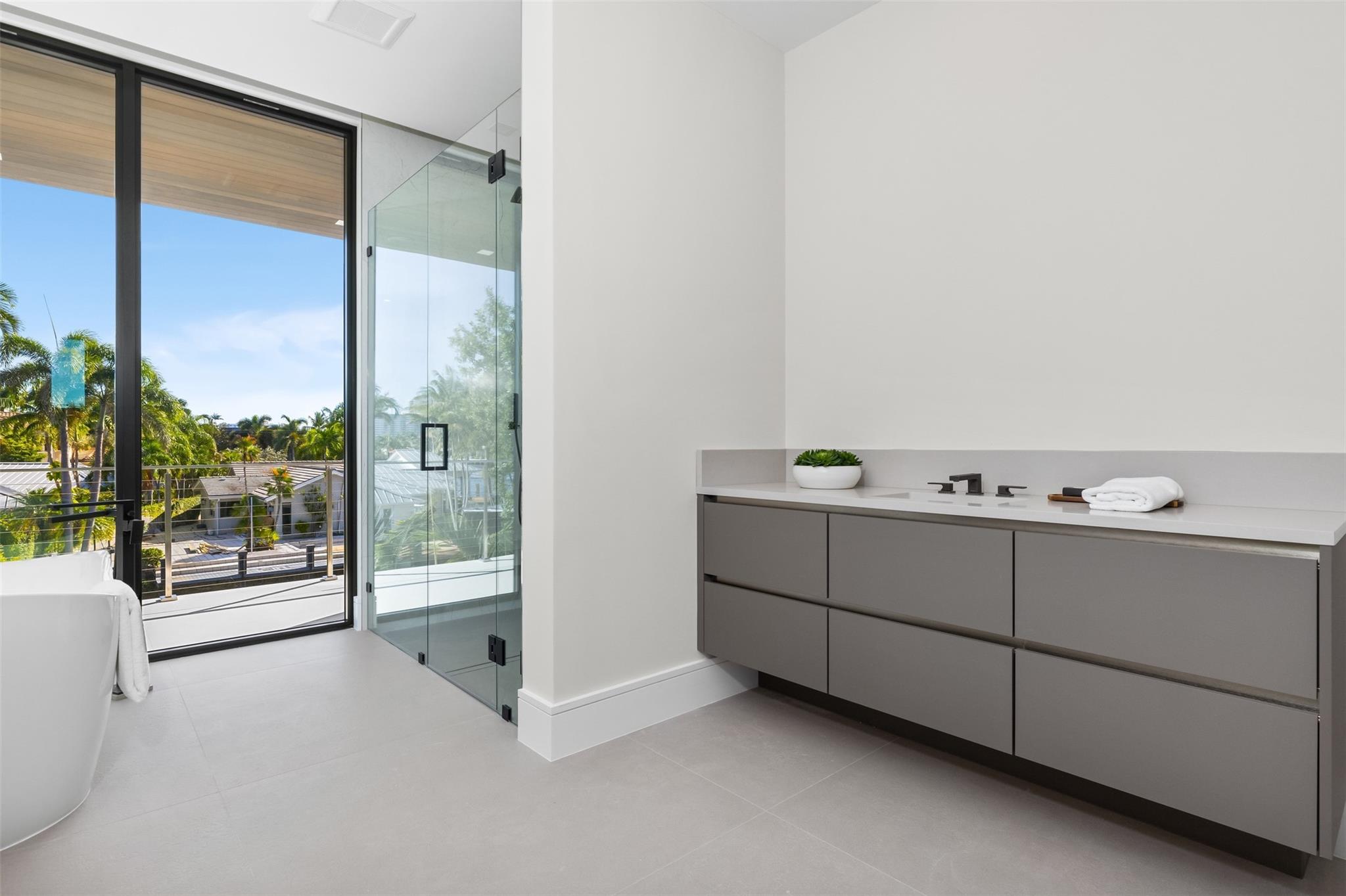 CORAL RIDGE COUNTRY CLUB - Residential