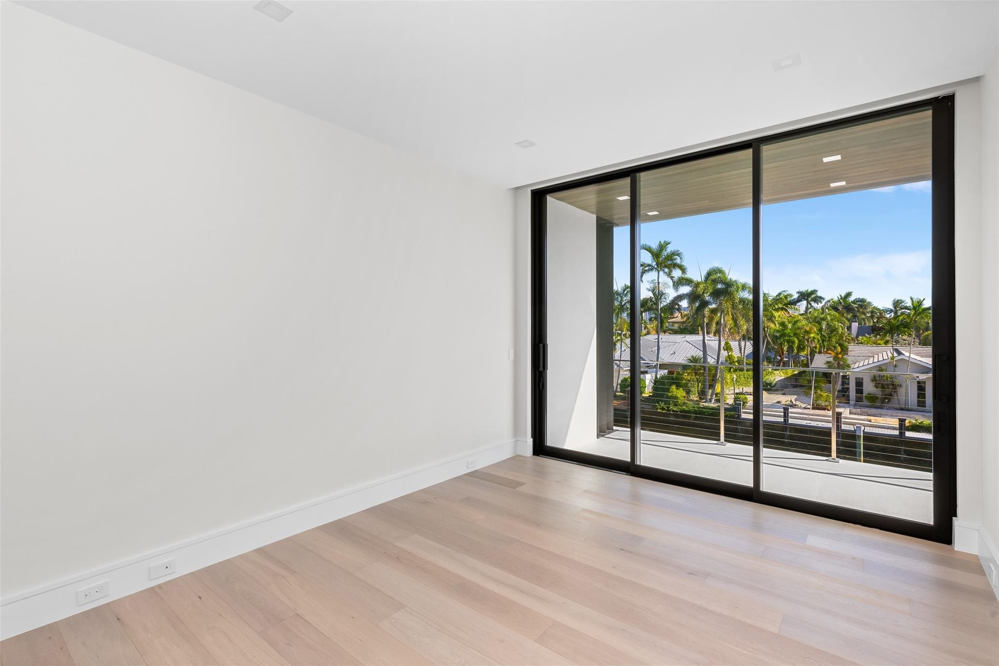 CORAL RIDGE COUNTRY CLUB - Residential