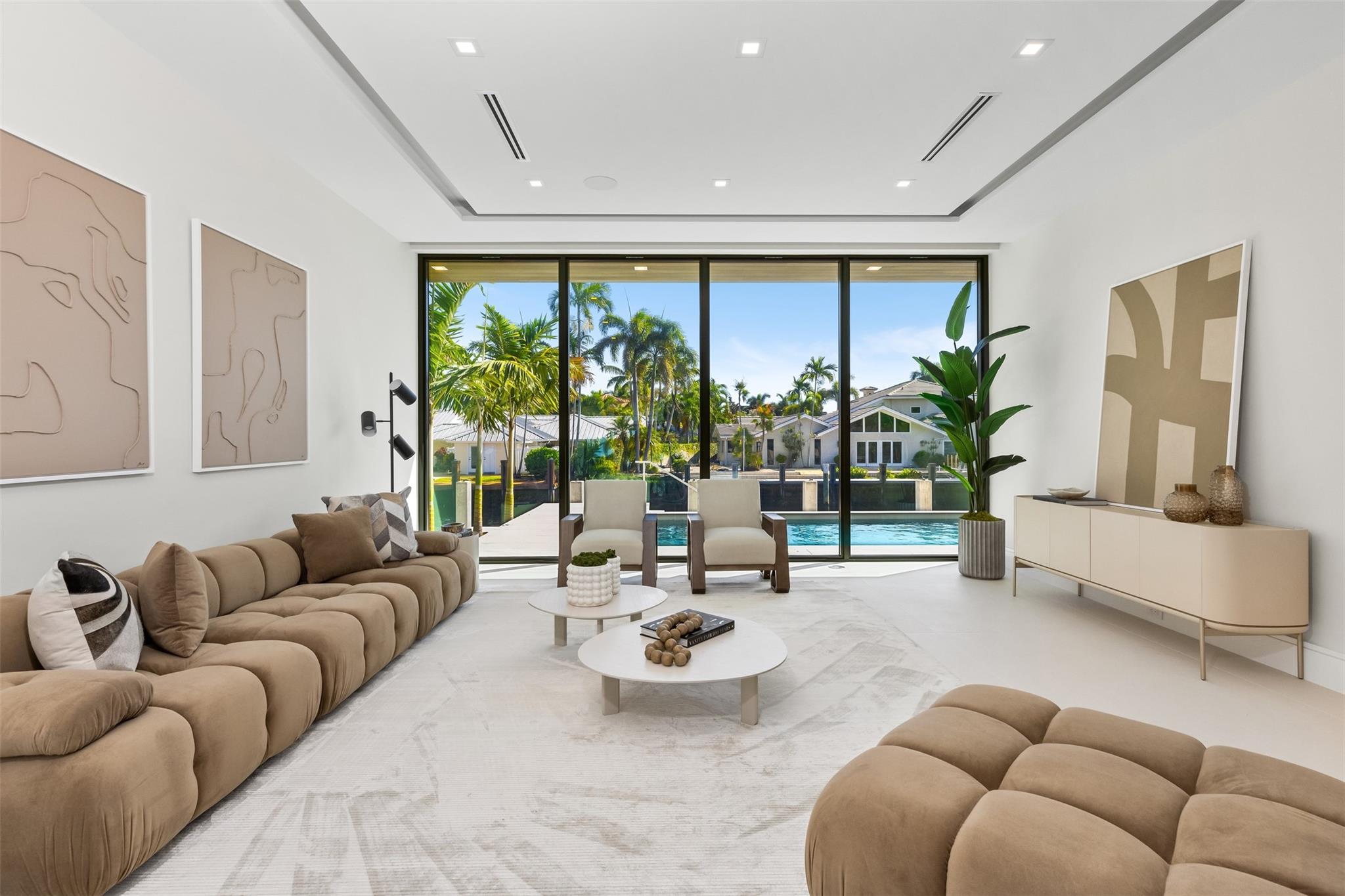 CORAL RIDGE COUNTRY CLUB - Residential