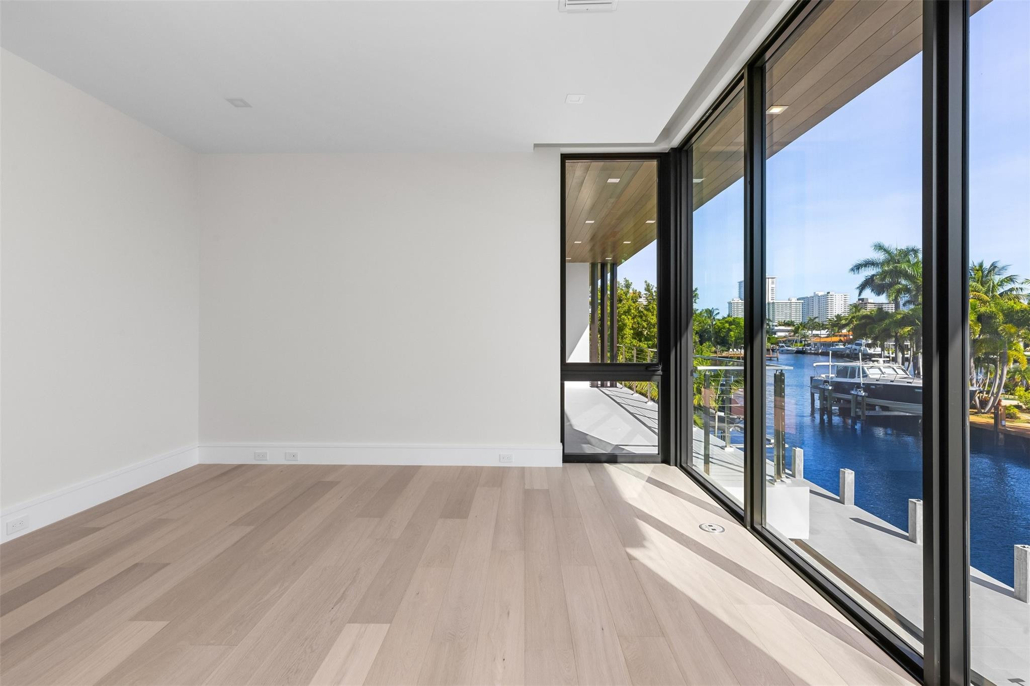 CORAL RIDGE COUNTRY CLUB - Residential