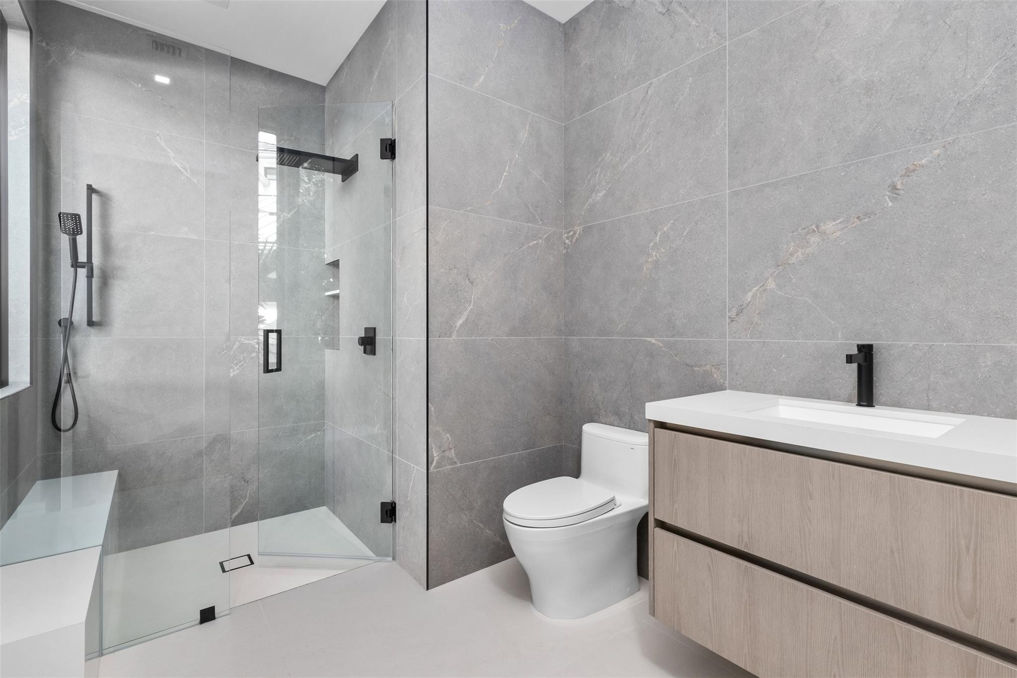 CORAL RIDGE COUNTRY CLUB - Residential