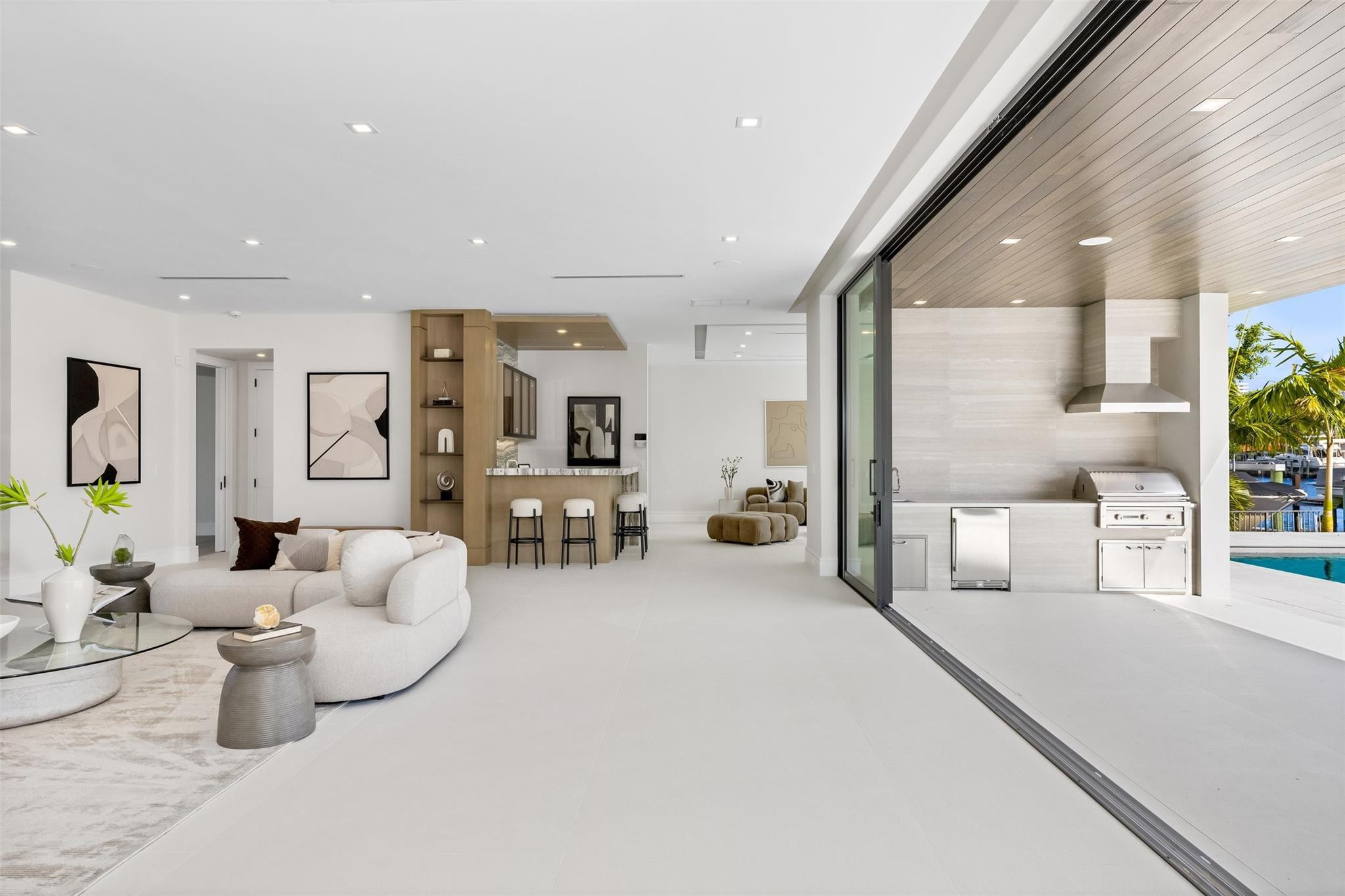 CORAL RIDGE COUNTRY CLUB - Residential