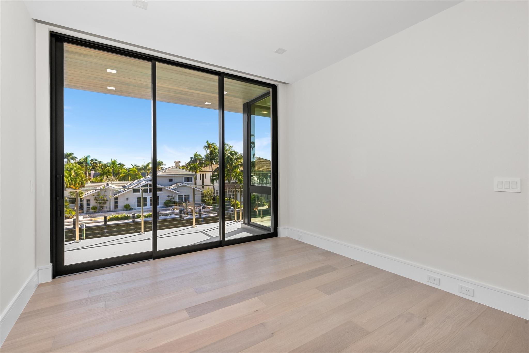 CORAL RIDGE COUNTRY CLUB - Residential