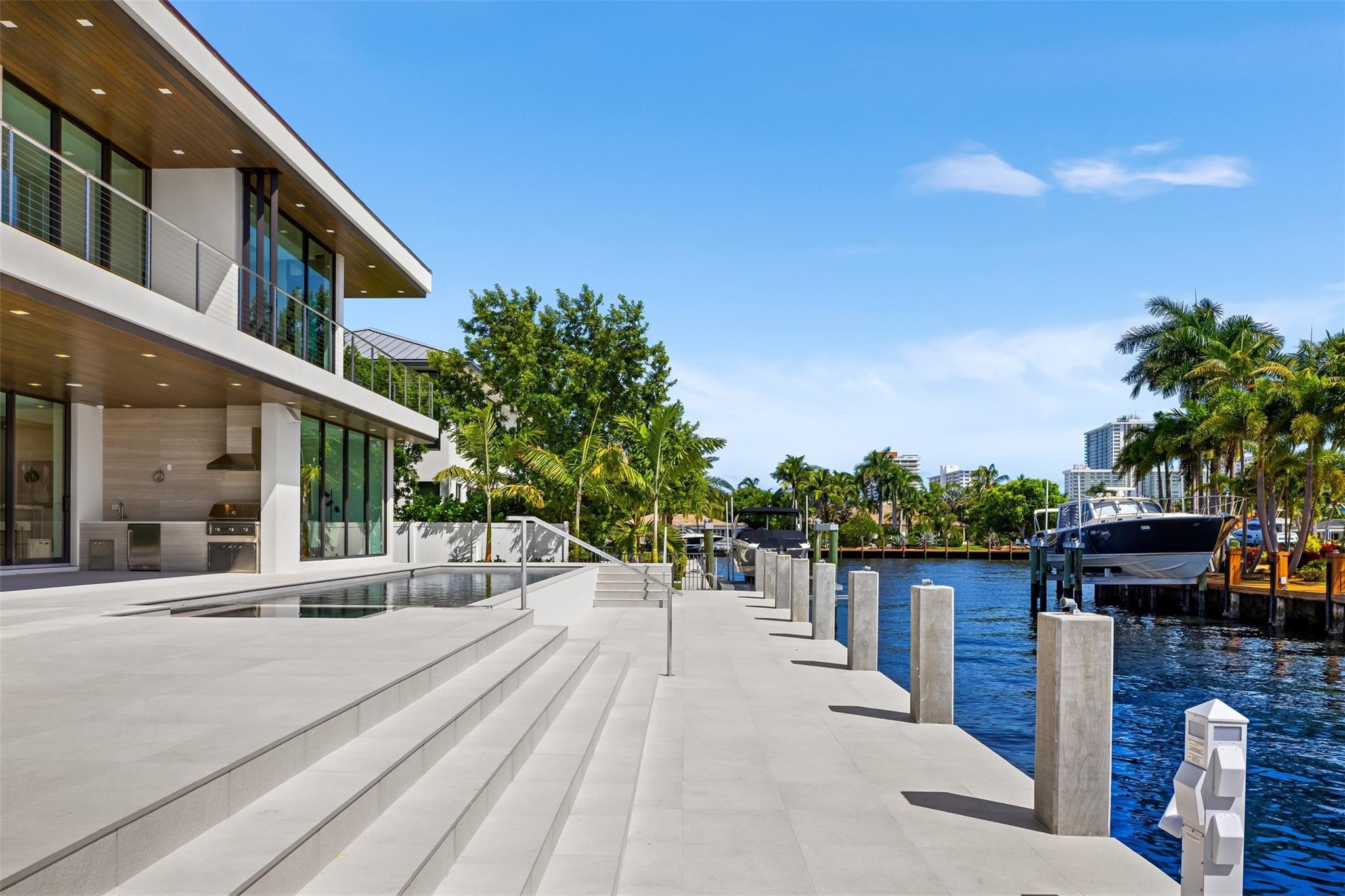 CORAL RIDGE COUNTRY CLUB - Residential