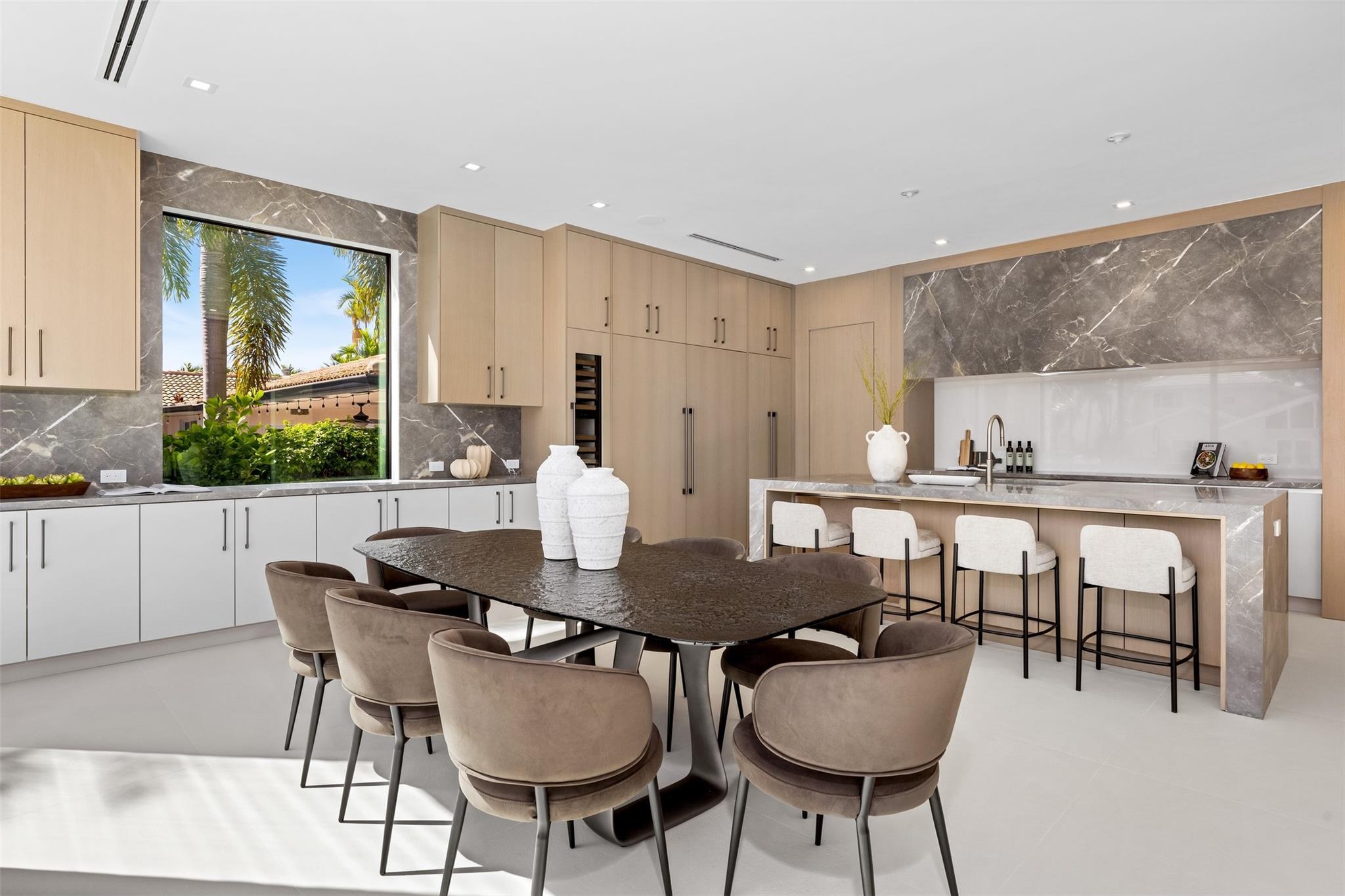 CORAL RIDGE COUNTRY CLUB - Residential