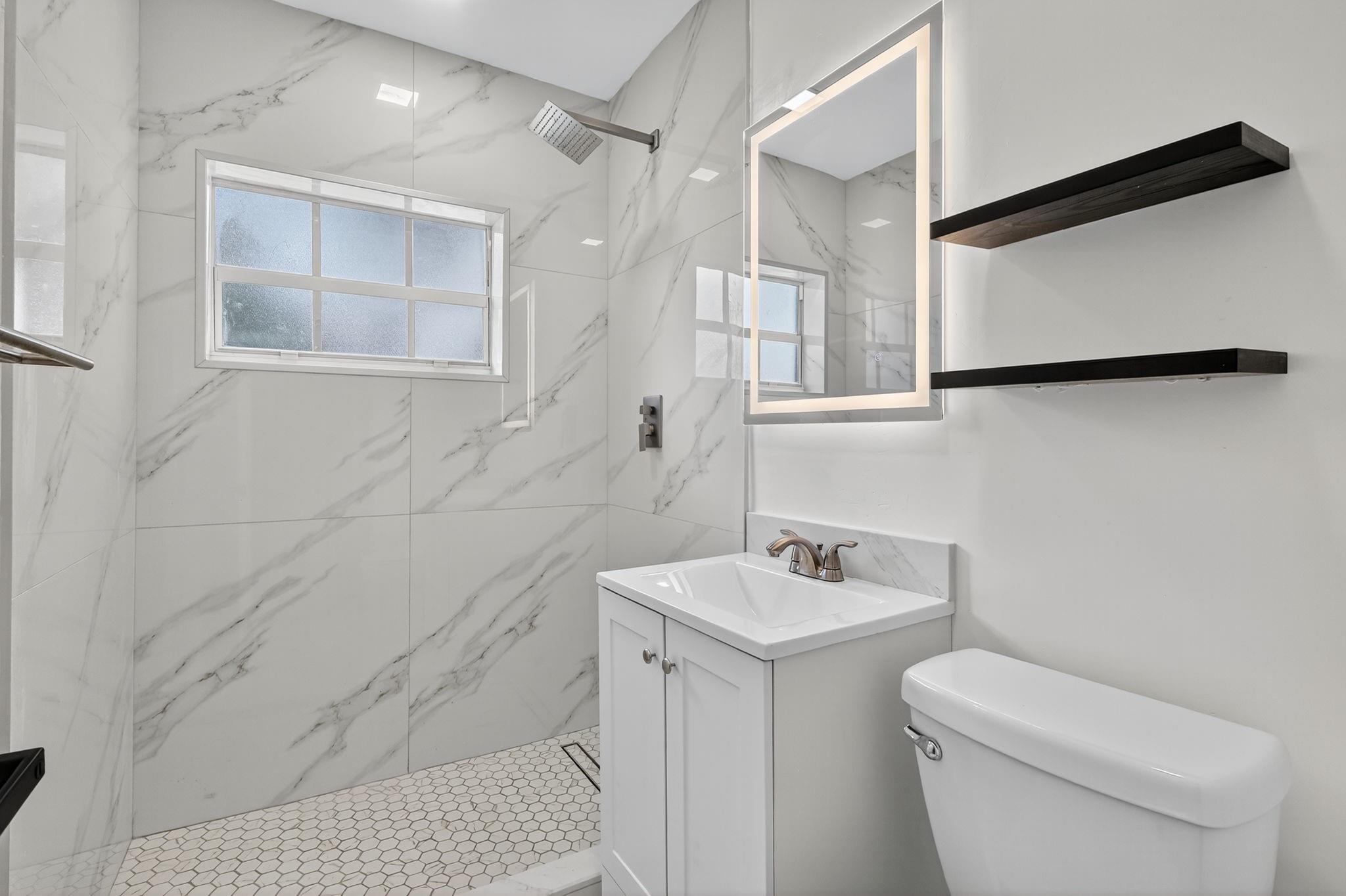 EDISON HEIGHTS SEC D - Residential Lease
