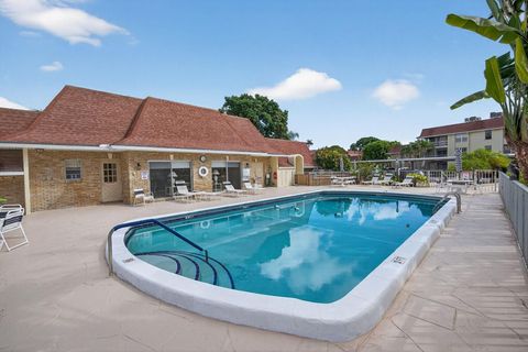 5580 Tamberlane Circle 133 Palm Beach Gardens FL 33418