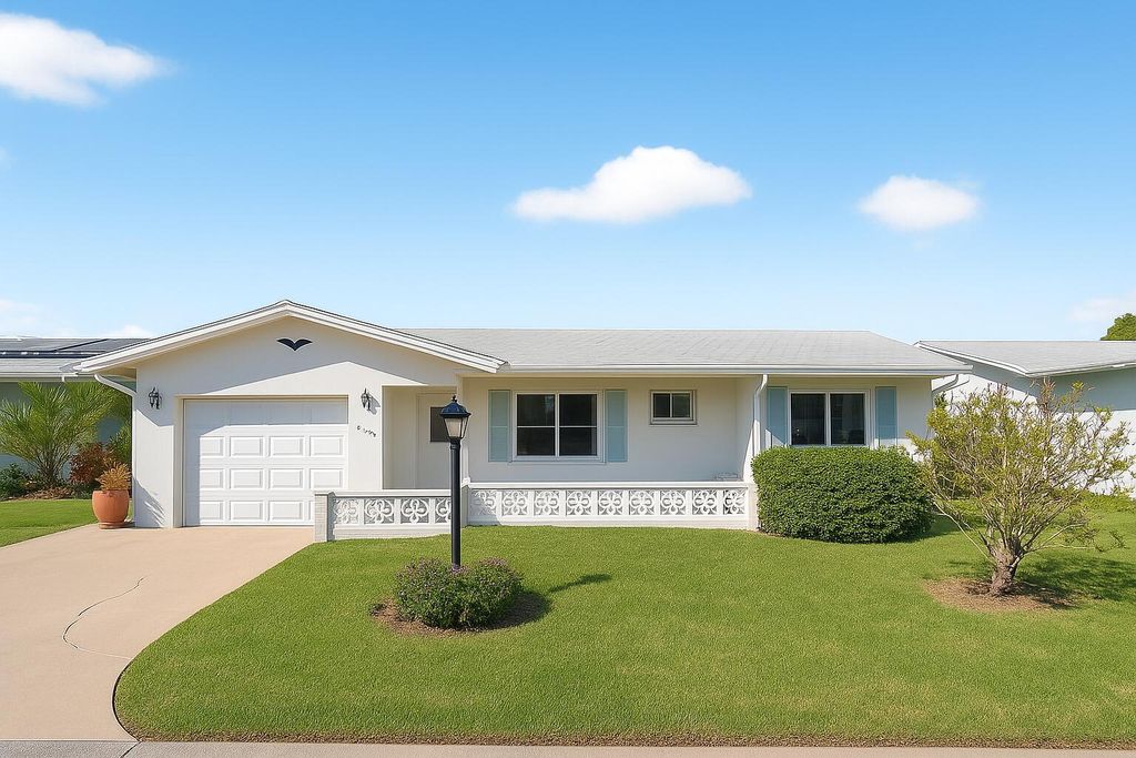 Photo of 2095 SW 13th Terrace, Boynton Beach, FL 33426 (MLS # R11134717)