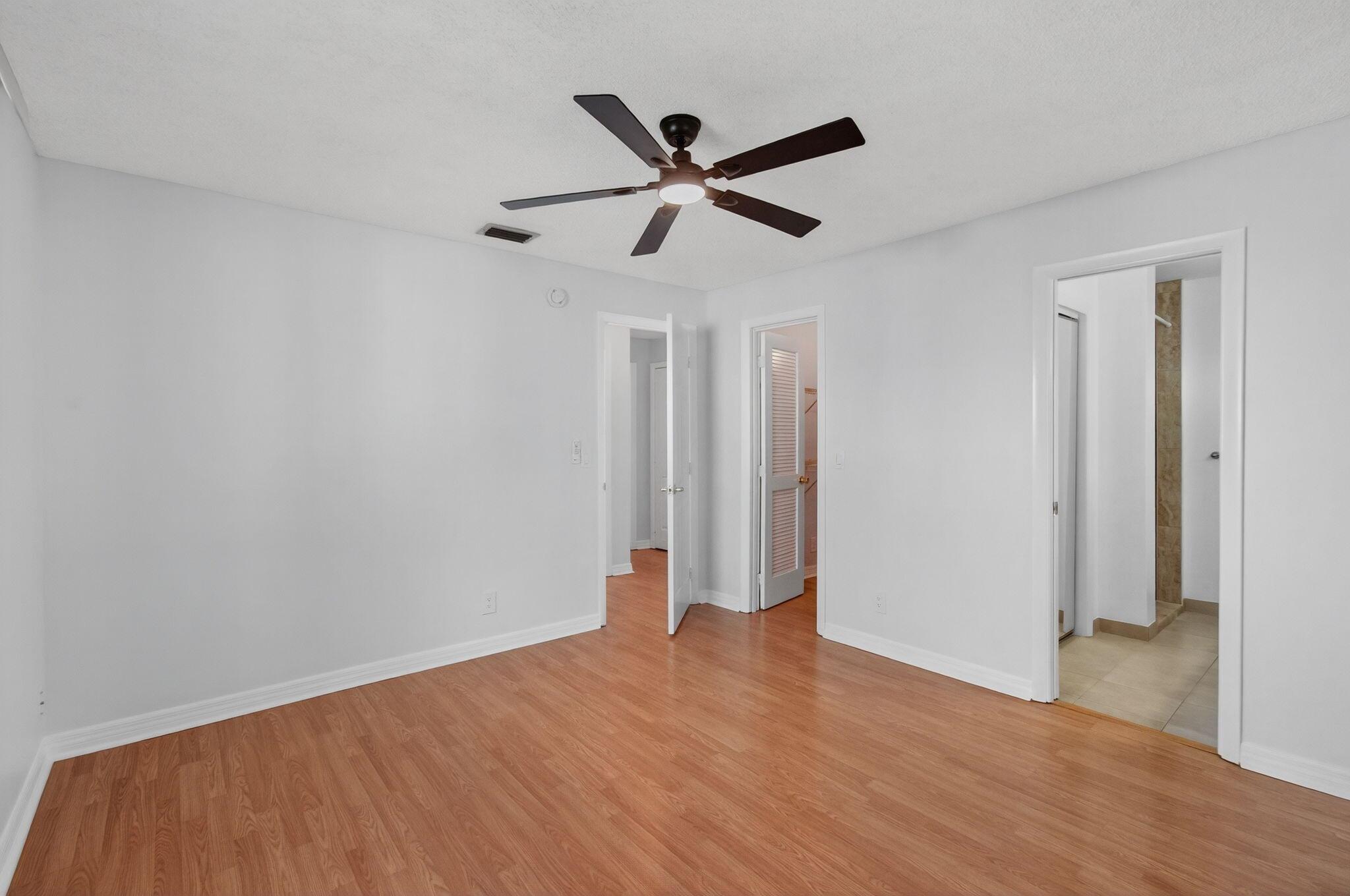 PALM BEACH LEISUREVILLE S - Residential