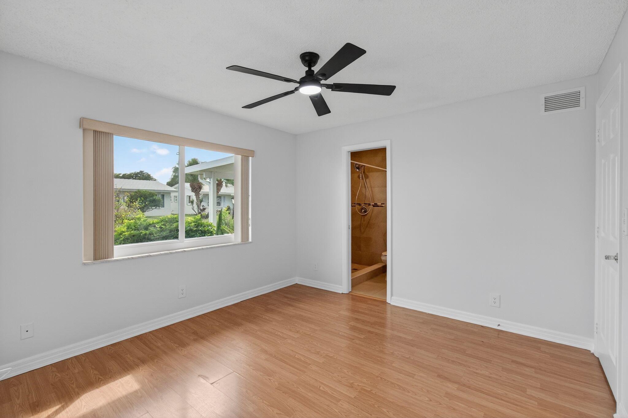 PALM BEACH LEISUREVILLE S - Residential