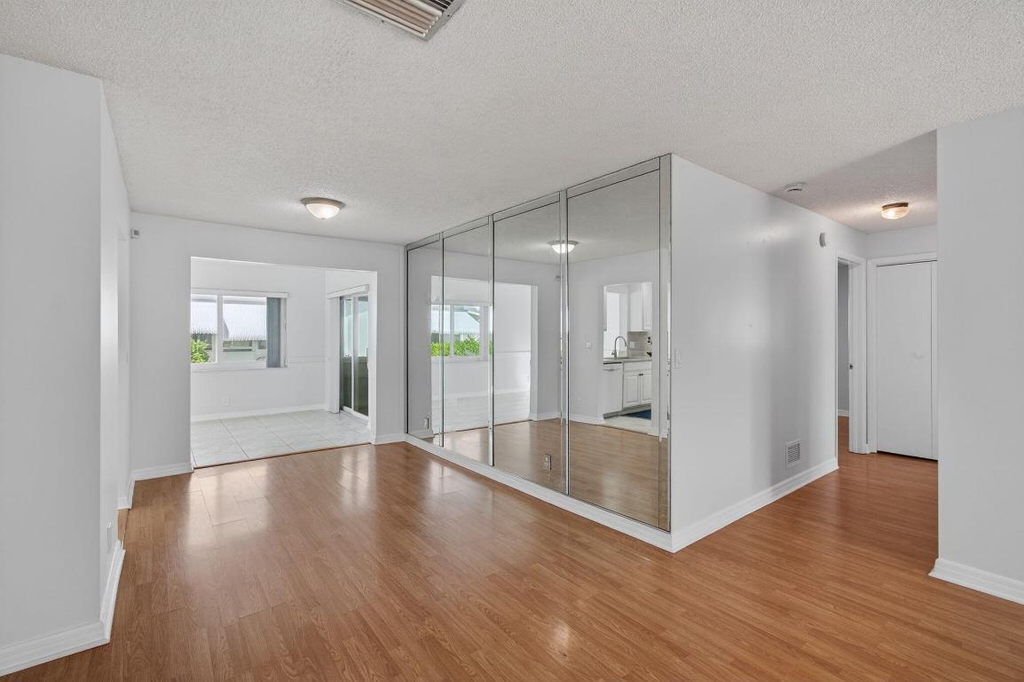 2095 SW 13th Terrace