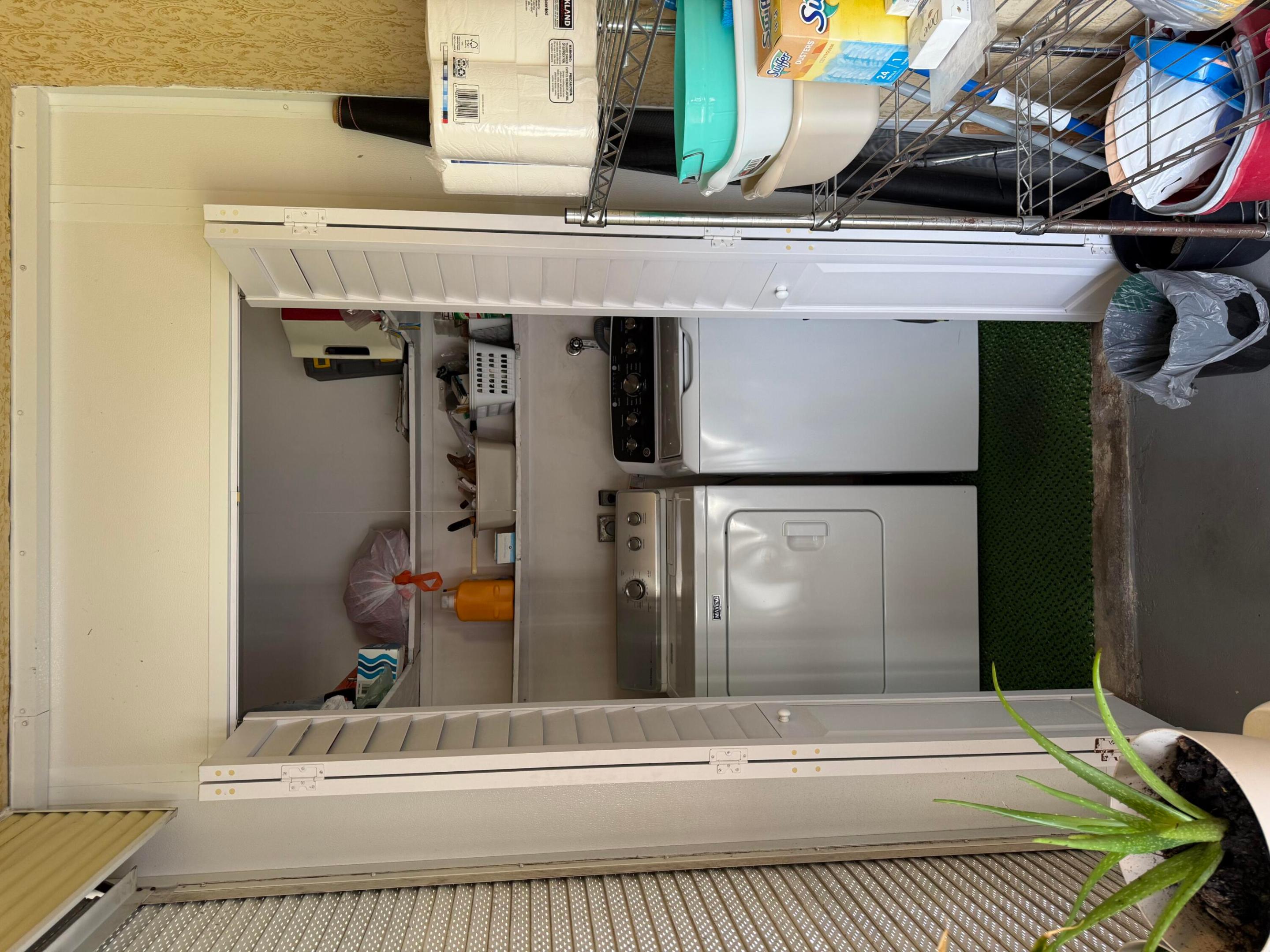 KINGS POINT BURGUNDY CONDOS - Residential