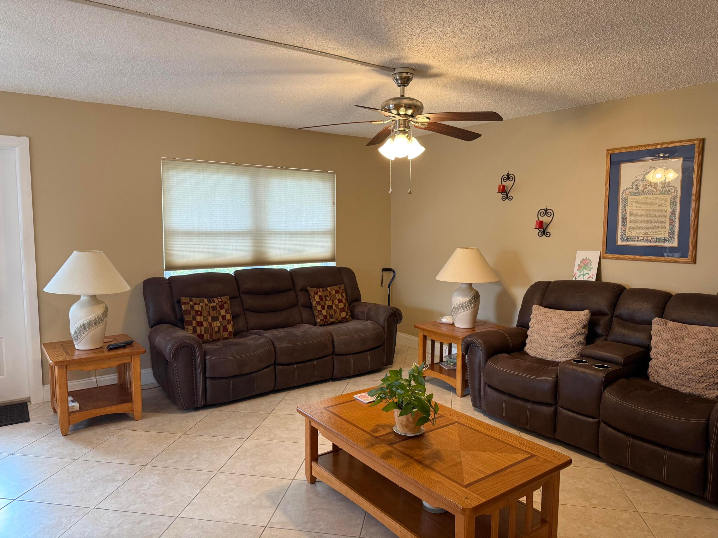 KINGS POINT BURGUNDY CONDOS - Residential