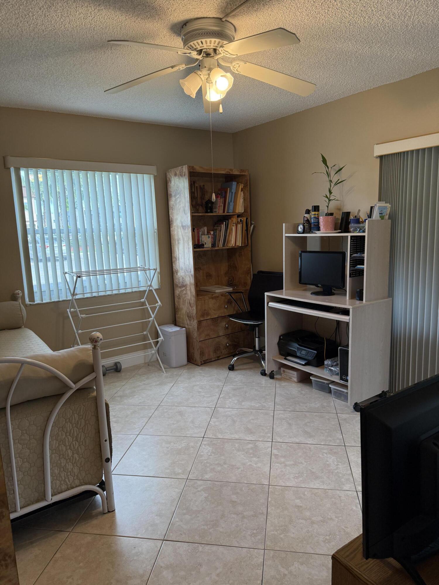 KINGS POINT BURGUNDY CONDOS - Residential