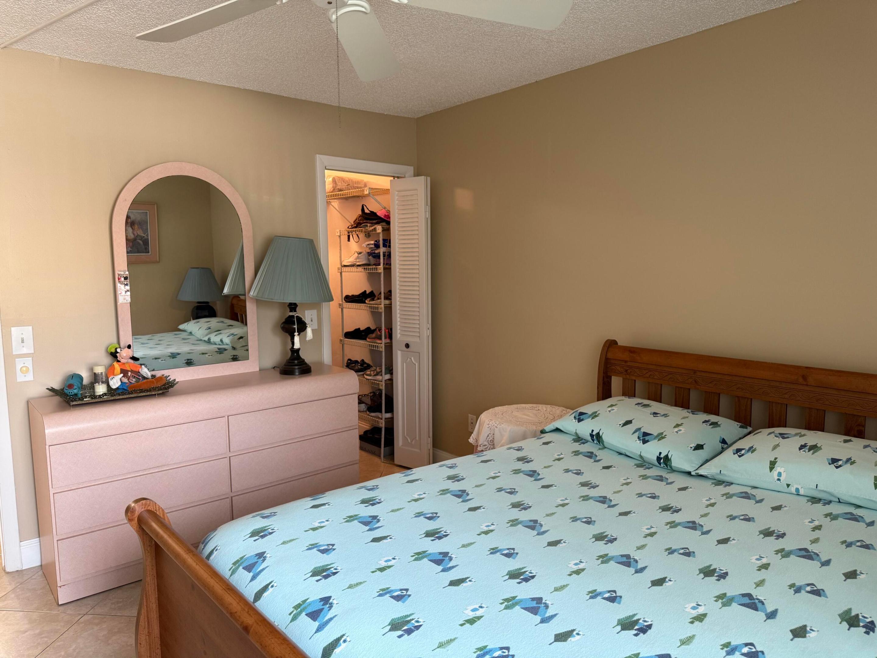 KINGS POINT BURGUNDY CONDOS - Residential