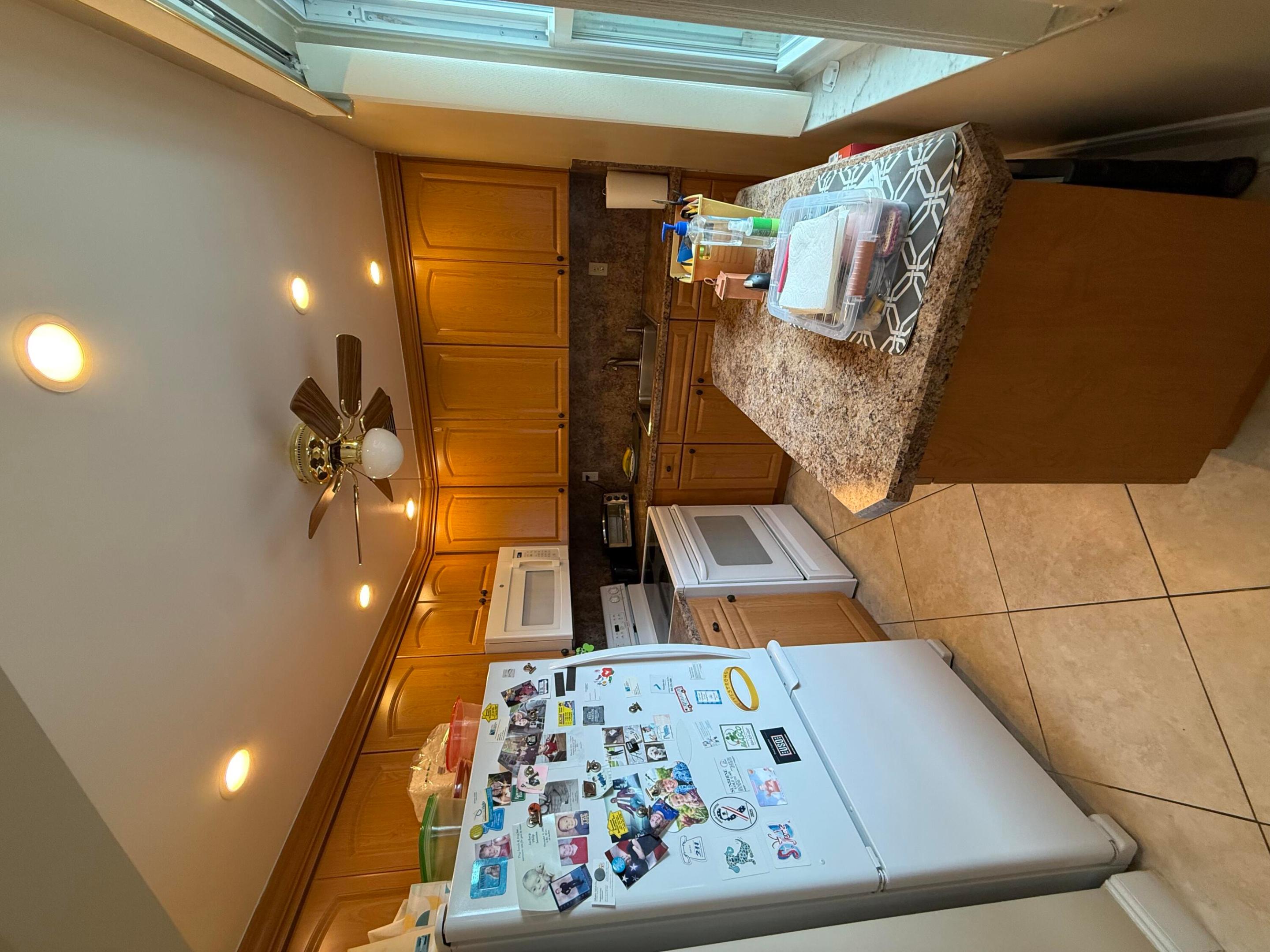 KINGS POINT BURGUNDY CONDOS - Residential