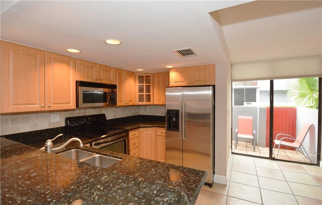 Courtyards of Aventura - Residential