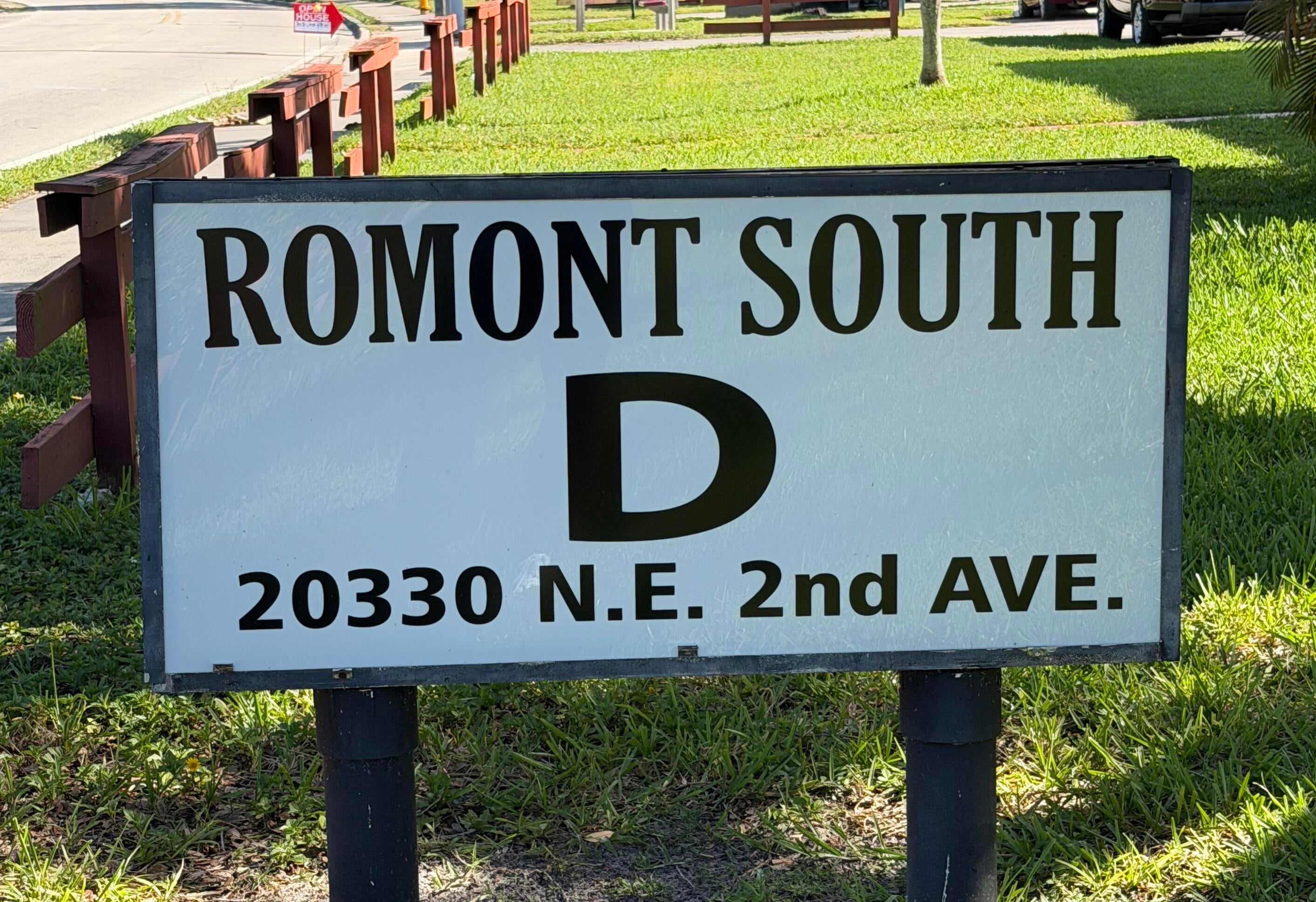 20330 NE 2nd Avenue 19, Miami Gardens FL 33179