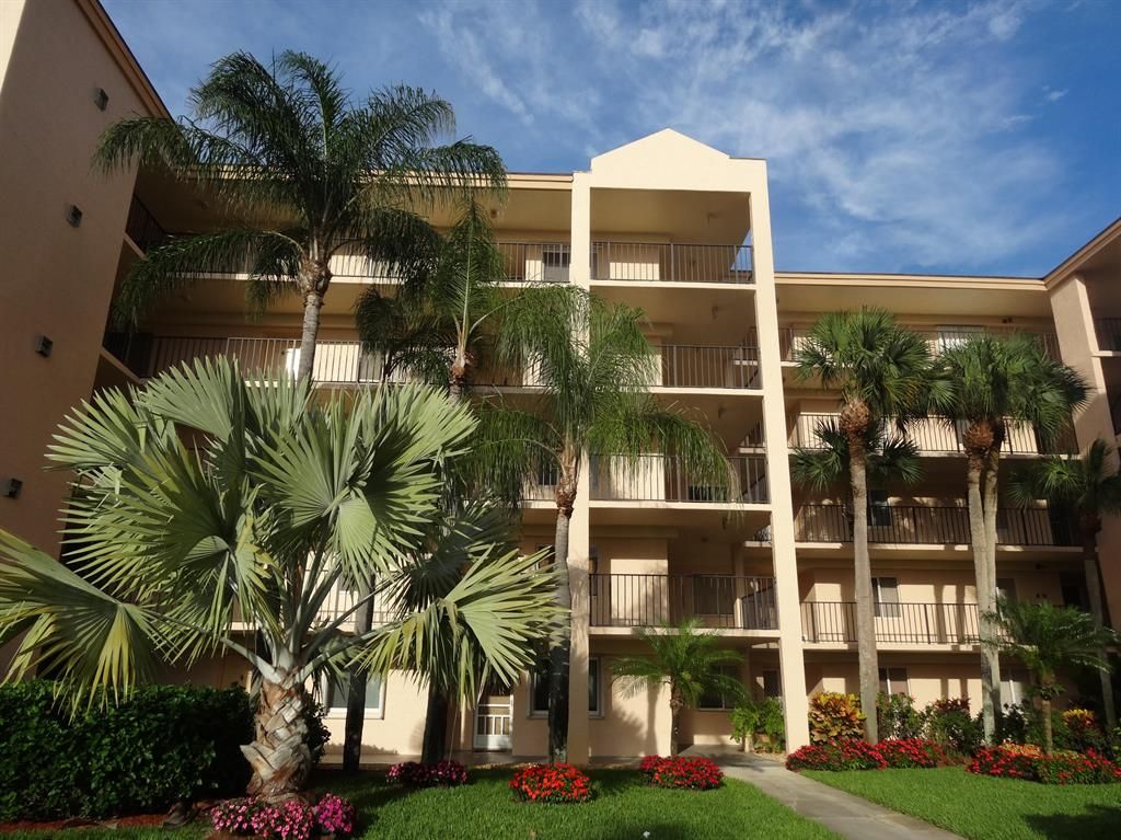 Photo of 275 Palm B206 Avenue #B206, Jupiter, FL 33477 (MLS # R10752160)