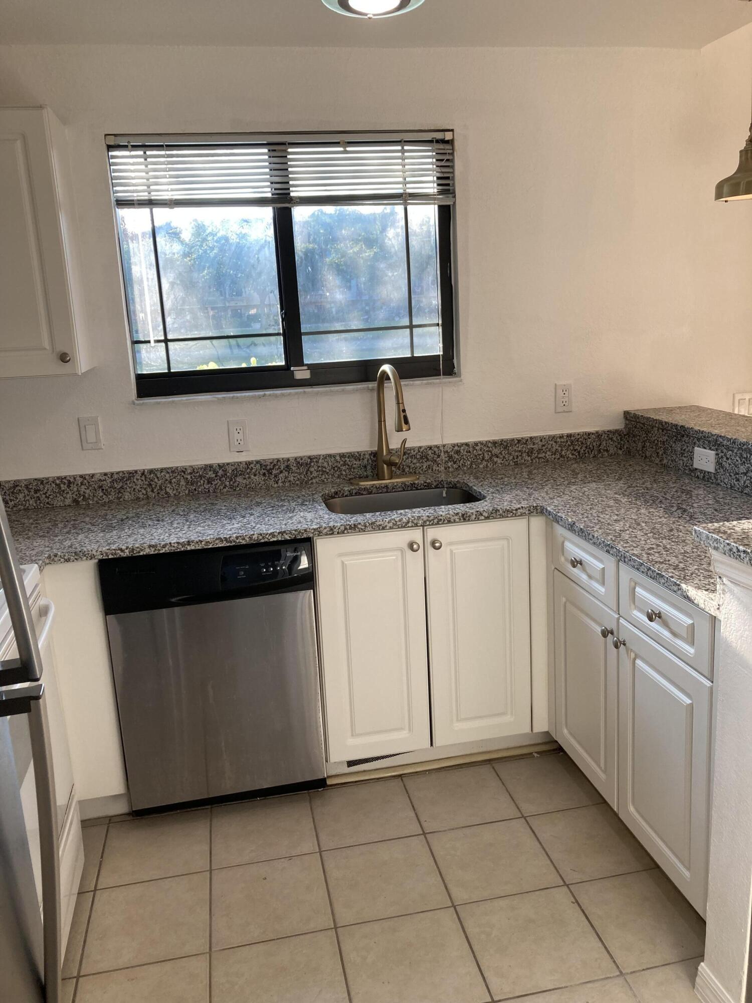 SAN MATERA THE GARDENS CONDO - Residential