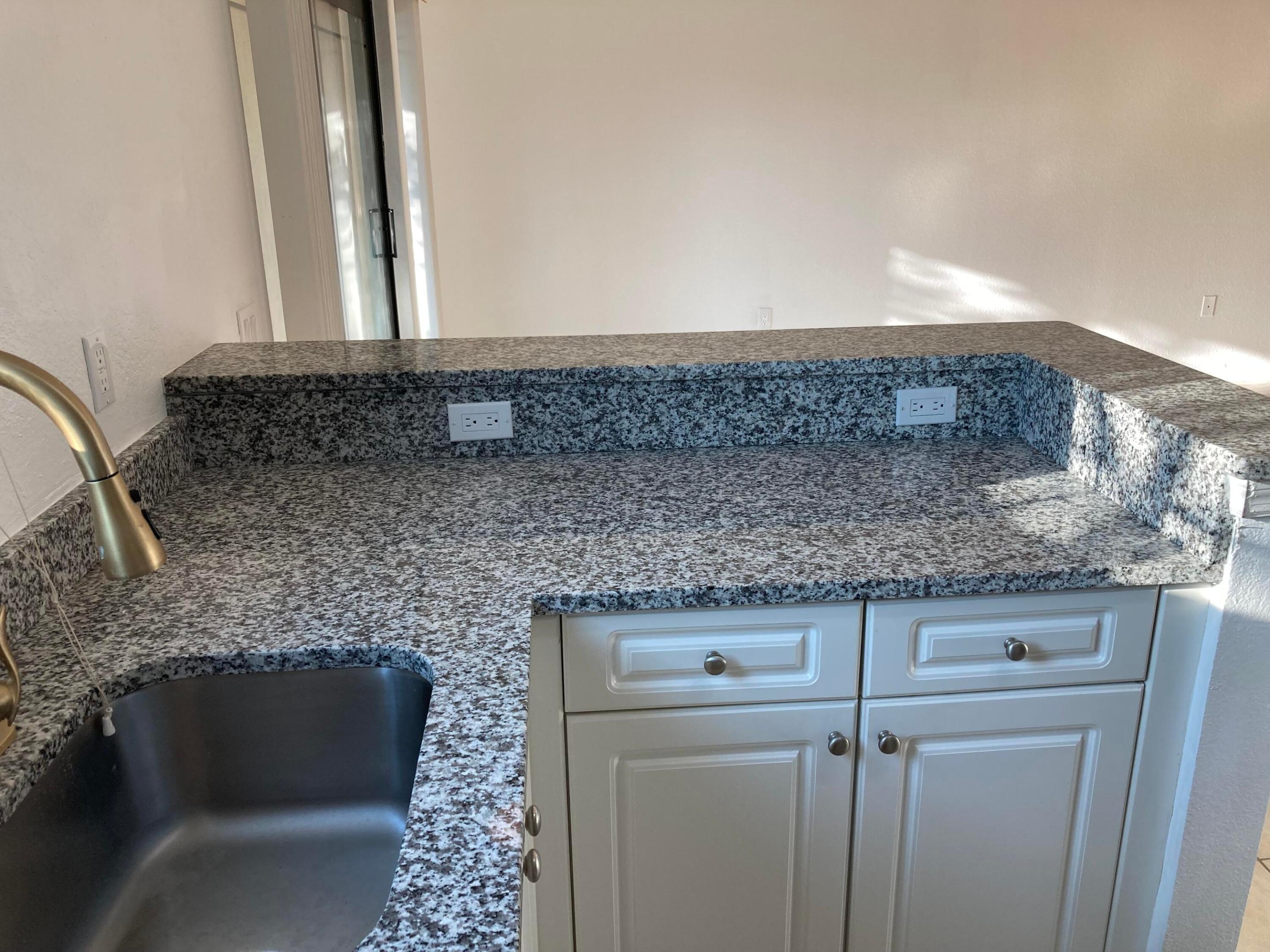 SAN MATERA THE GARDENS CONDO - Residential