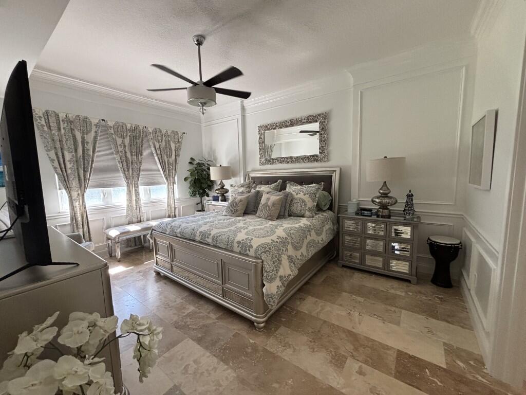 Harbour Isle East - Residential