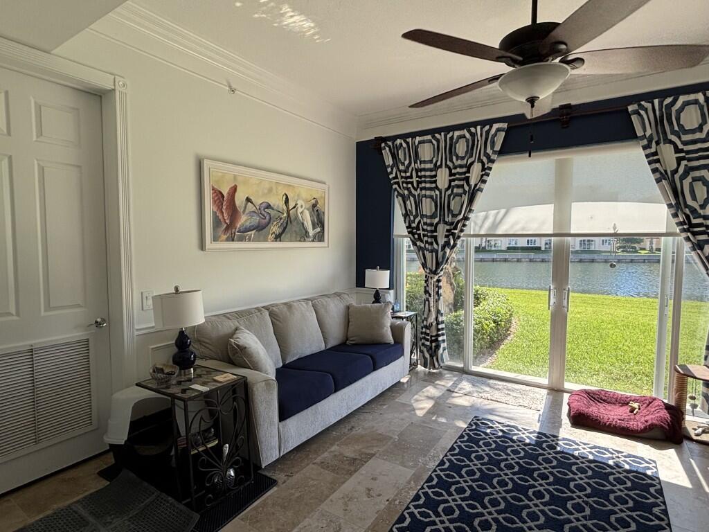 Harbour Isle East - Residential