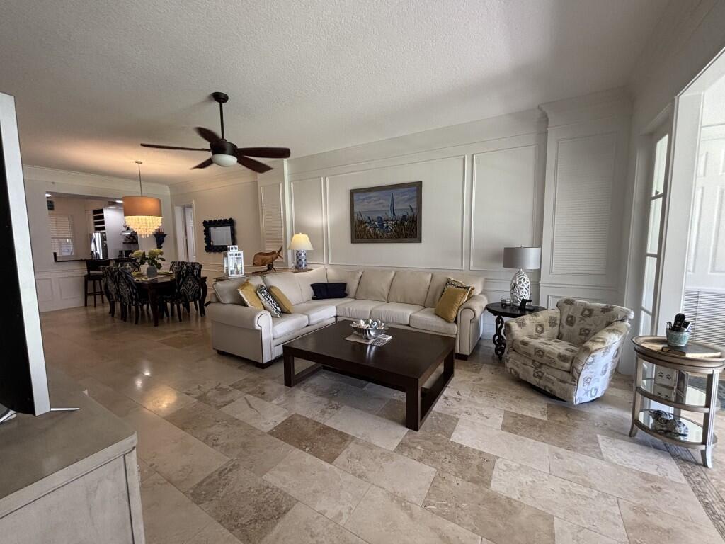 Harbour Isle East - Residential