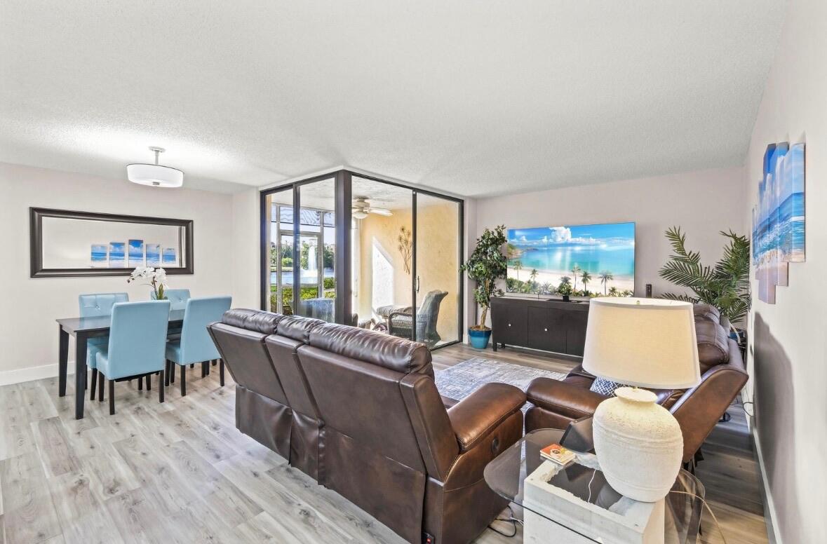 LAVERS DELRAY RACQUET CLUB CONDO - Residential