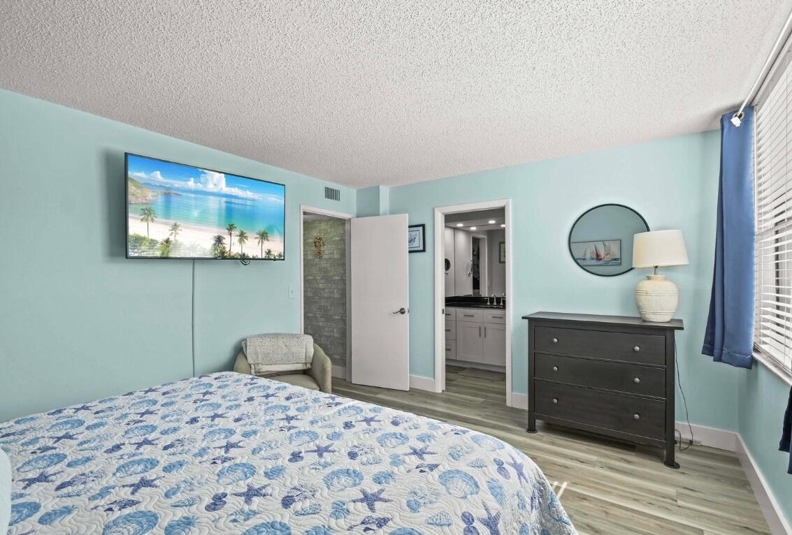 LAVERS DELRAY RACQUET CLUB CONDO - Residential