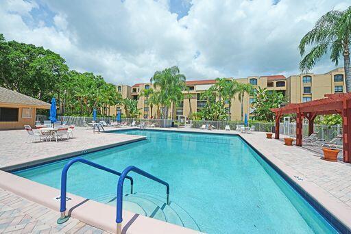 LAVERS DELRAY RACQUET CLUB CONDO - Residential
