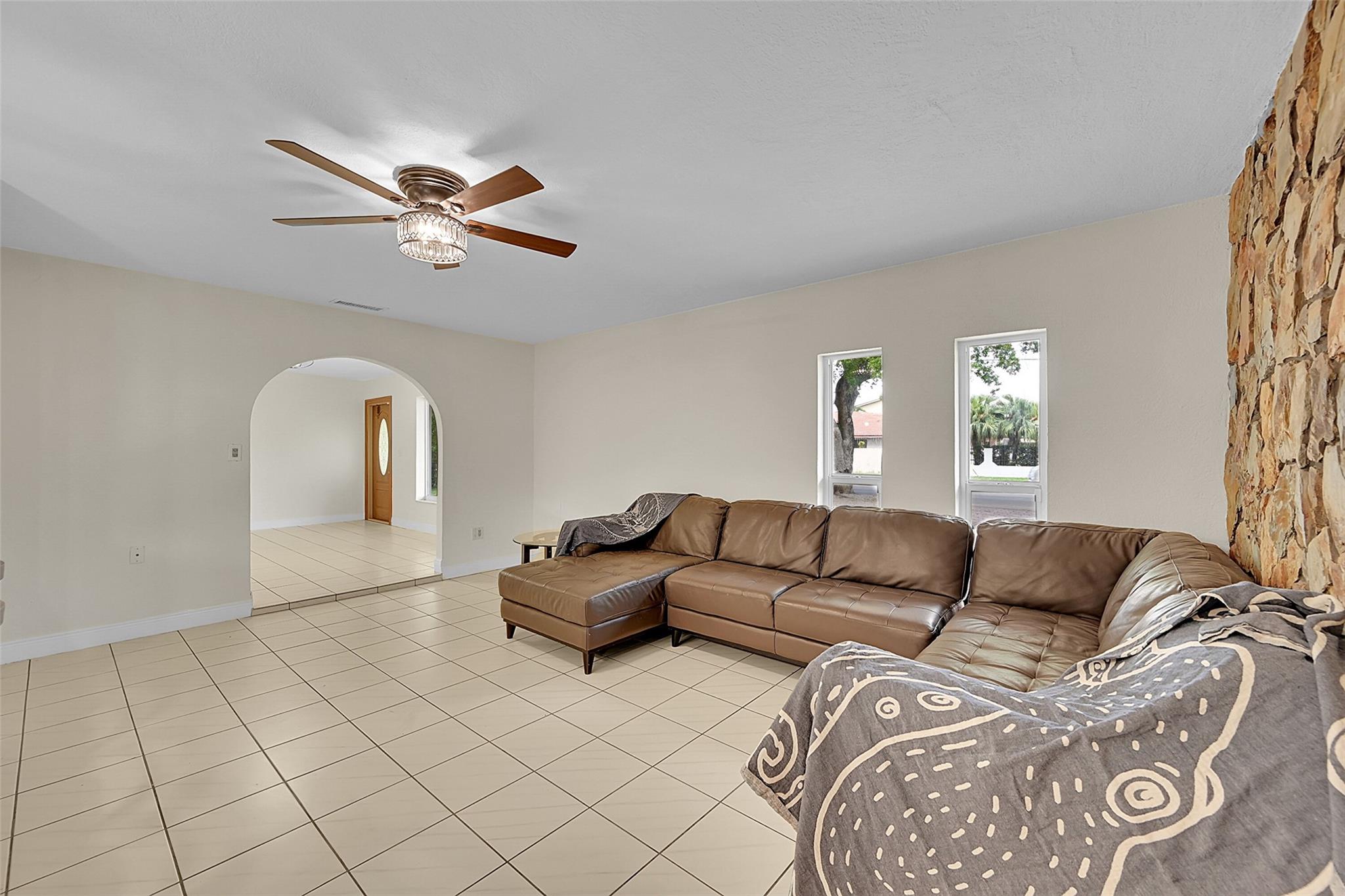 2633 SW 127th Ave
