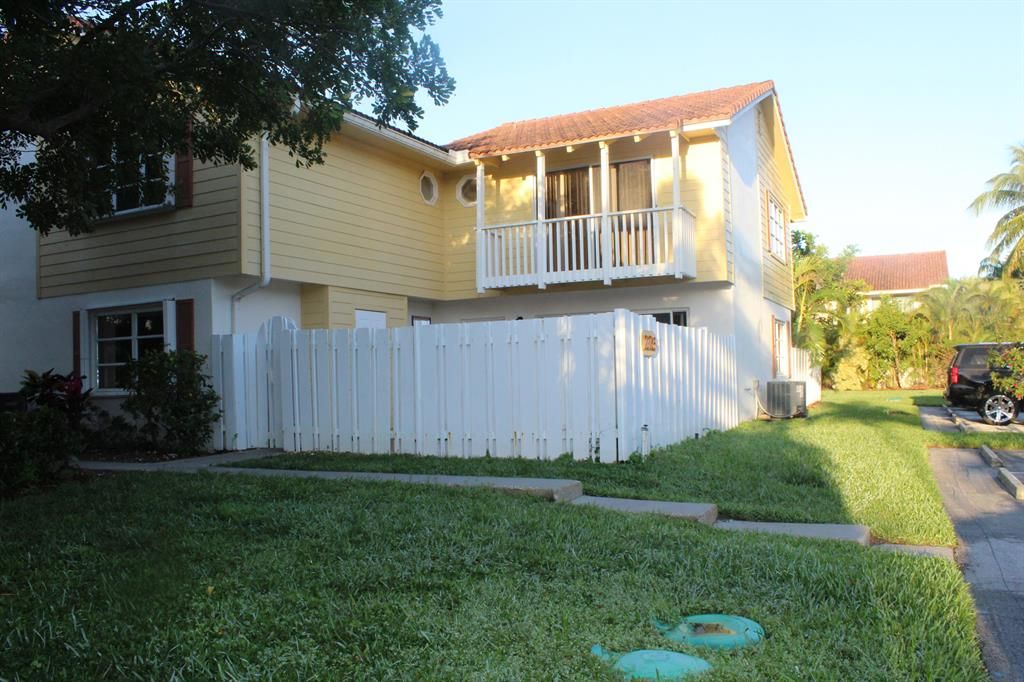 Photo of 225 Seabreeze Circle, Jupiter, FL 33477 (MLS # R10708807)