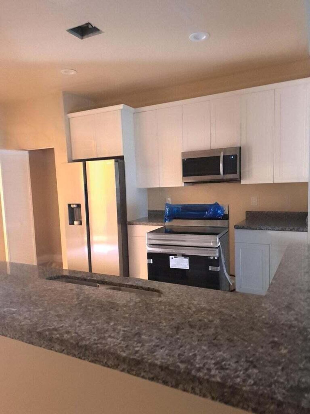 Photo of 301 SE Bayview Terrace, Port Saint Lucie, FL 34983 (MLS # R11160703)