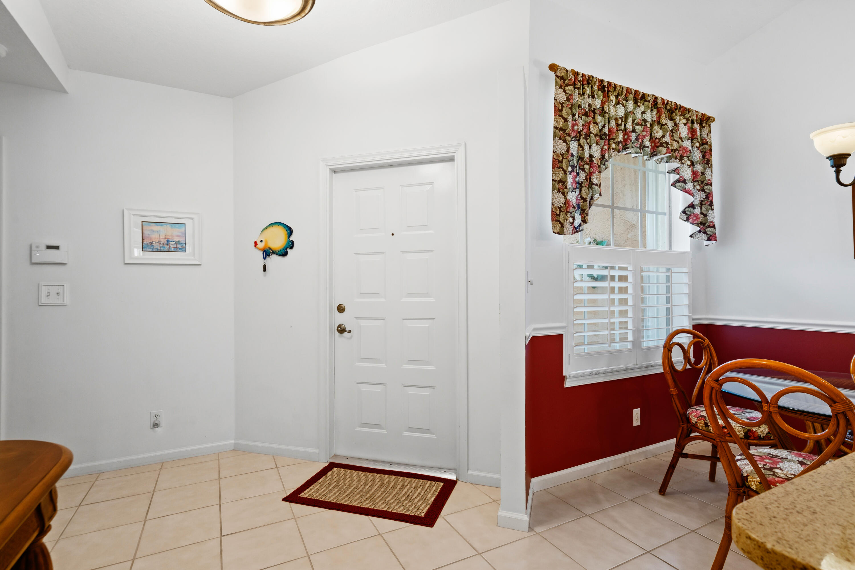 611 NW BROKEN OAK Trail