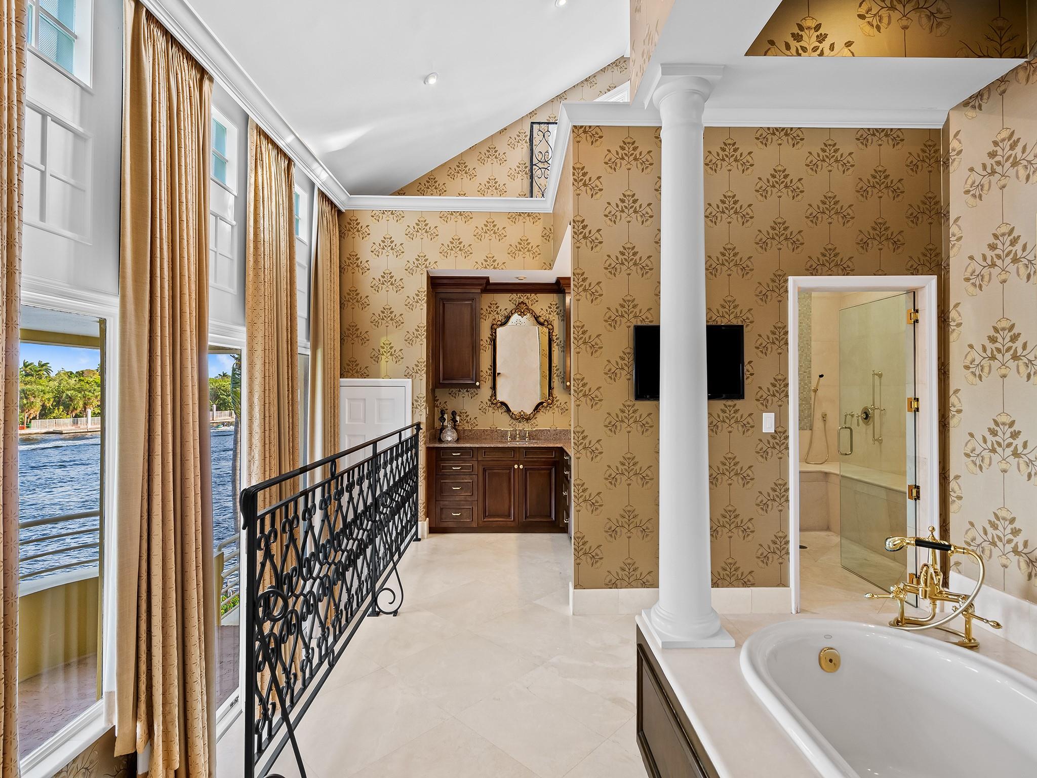 Beach Way Heights - Residential