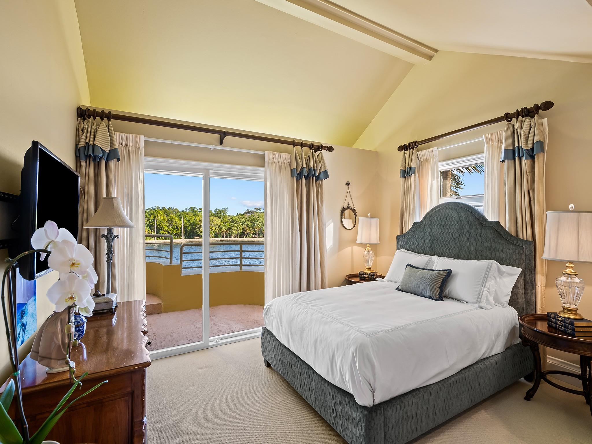 Beach Way Heights - Residential