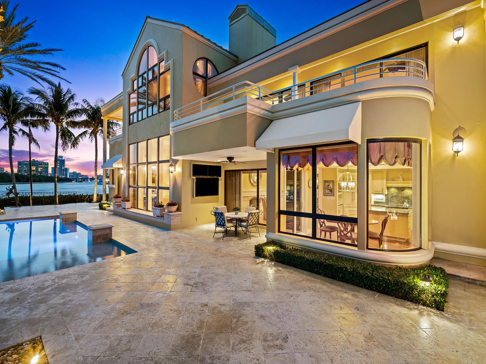 Beach Way Heights - Residential