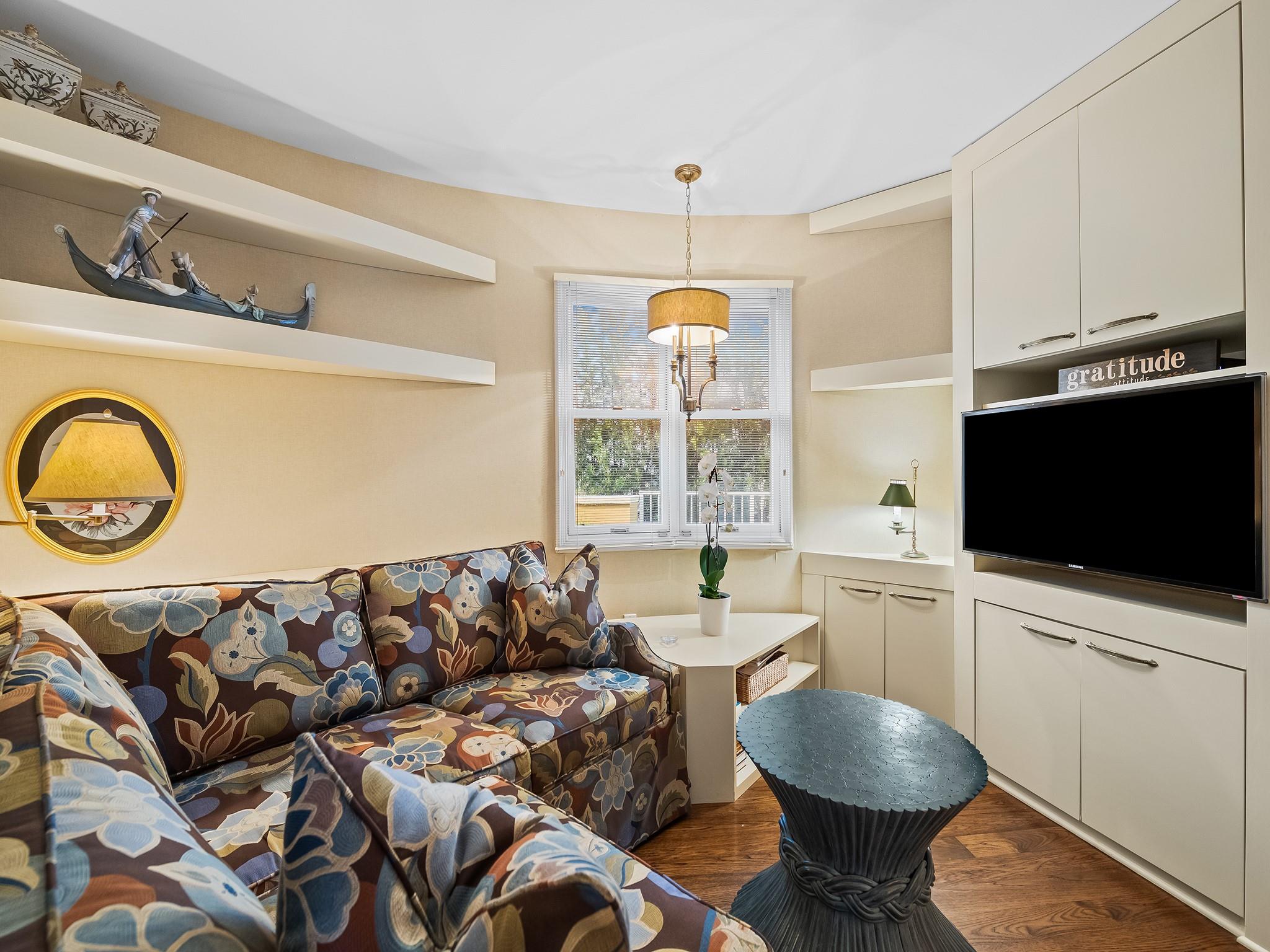 Beach Way Heights - Residential