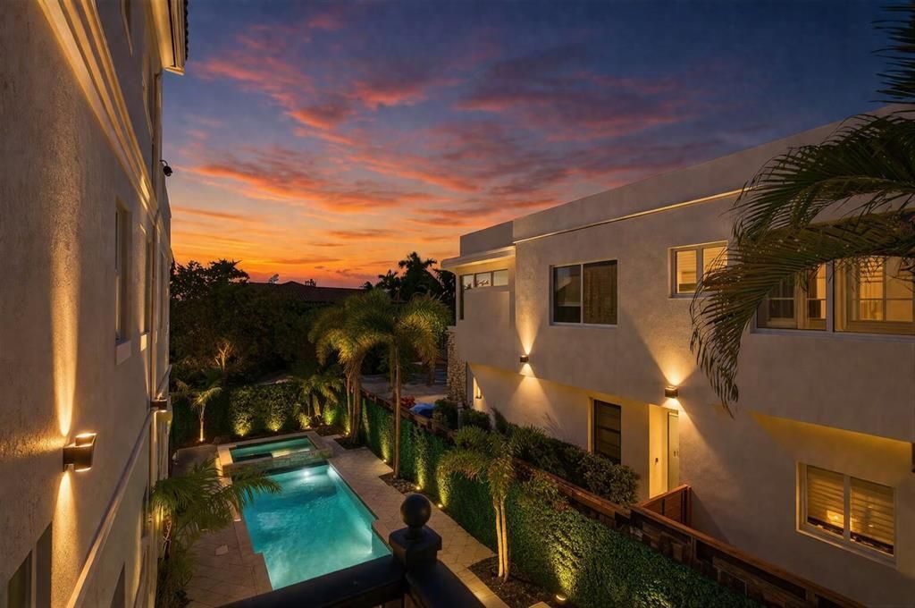 Photo of 2515 NE 18th Street, Fort Lauderdale, FL 33305 (MLS # B26012747)