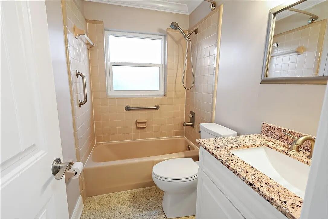 OAKMONT PARK ESTATES UNIT NO 1 - Residential